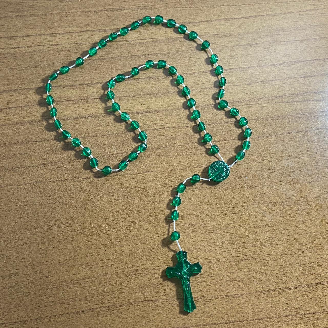 TERÇO ACRÍLICO G VERDE ESCURO BRILHOSO 6MM (12 UNIDADES)