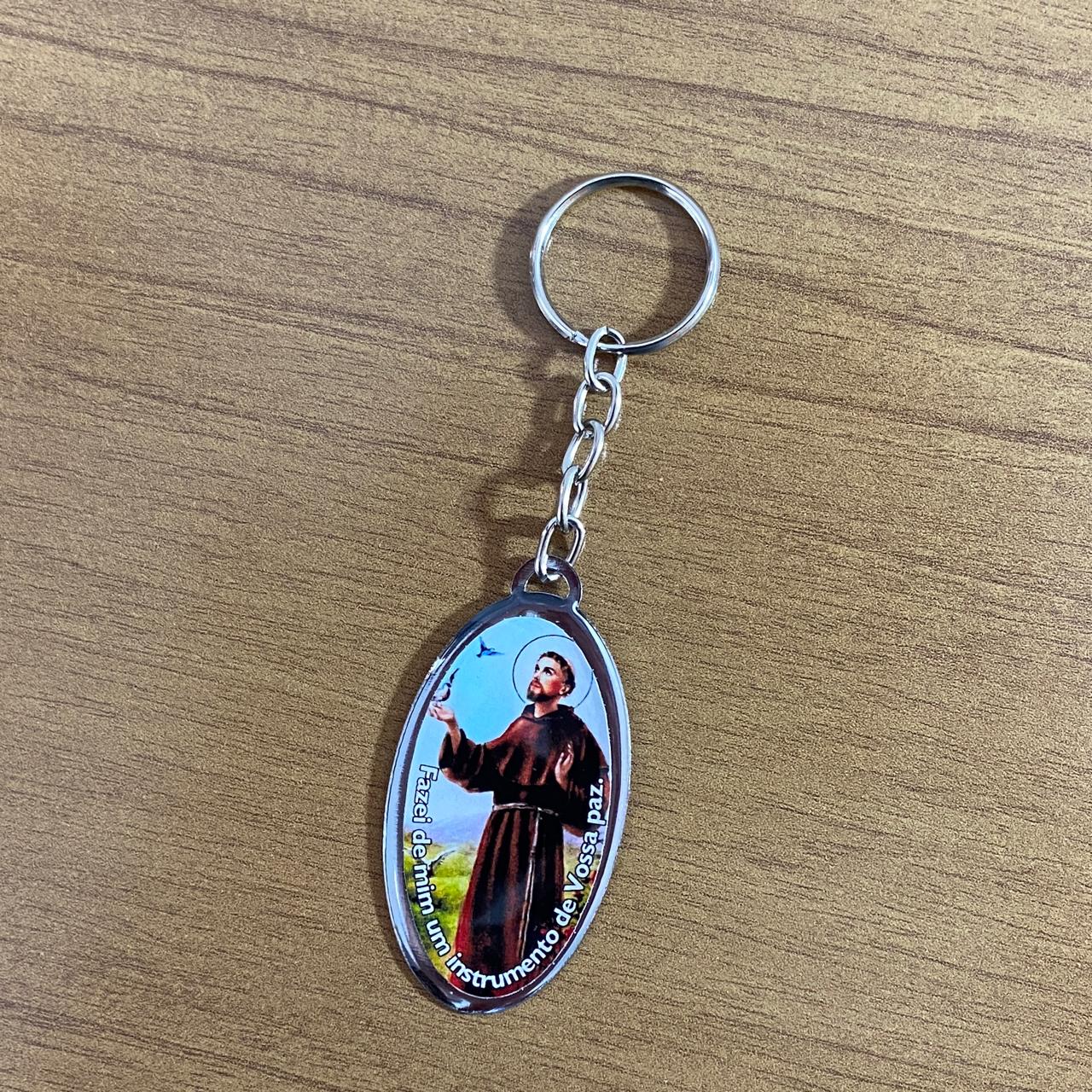 CHAVEIRO METAL OVAL RESINADO SÃO FRANCISCO DE ASSIS (6 UNIDADES)