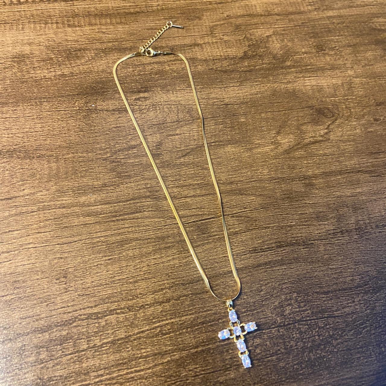 COLAR DOURADO CRUZ COM STRASS (1 UNIDADE)