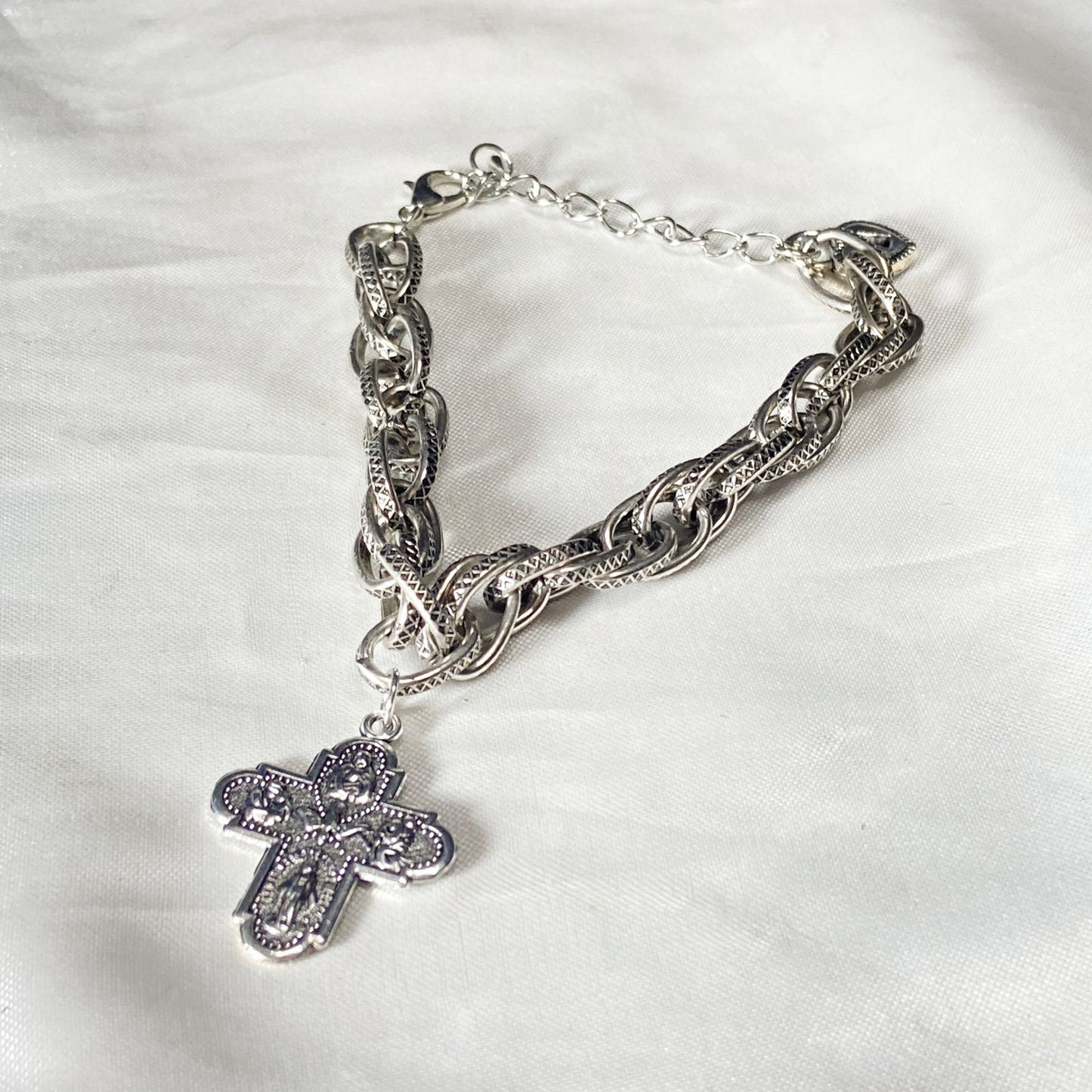 PULSEIRA PRATEADA MEDALHA CRUZ TODOS OS SANTOS (1 UNIDADE)