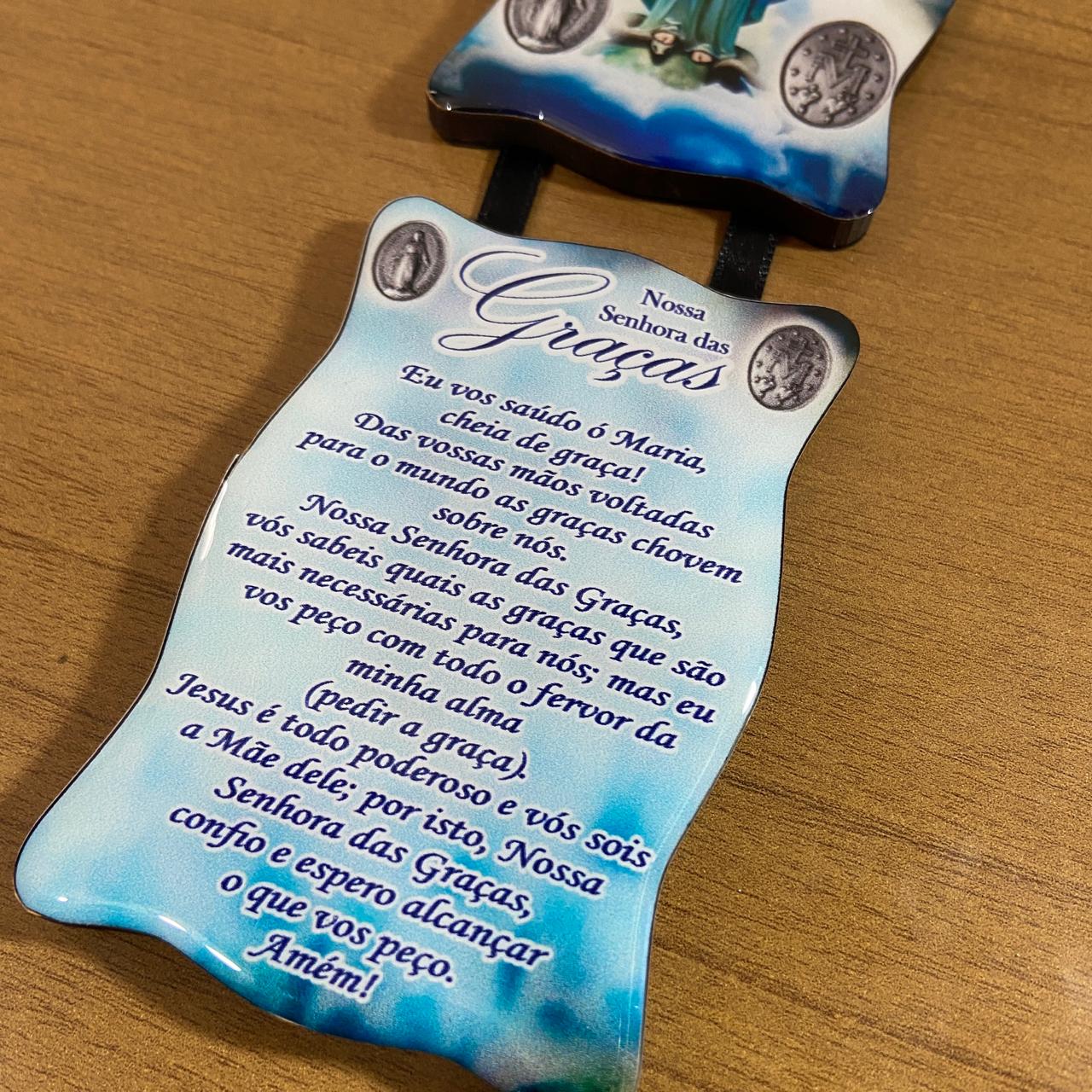 ADORNO DUPLO QUADRADO FITA NOSSA SENHORA DAS GRAÇAS 23CM (1 UNIDADE)