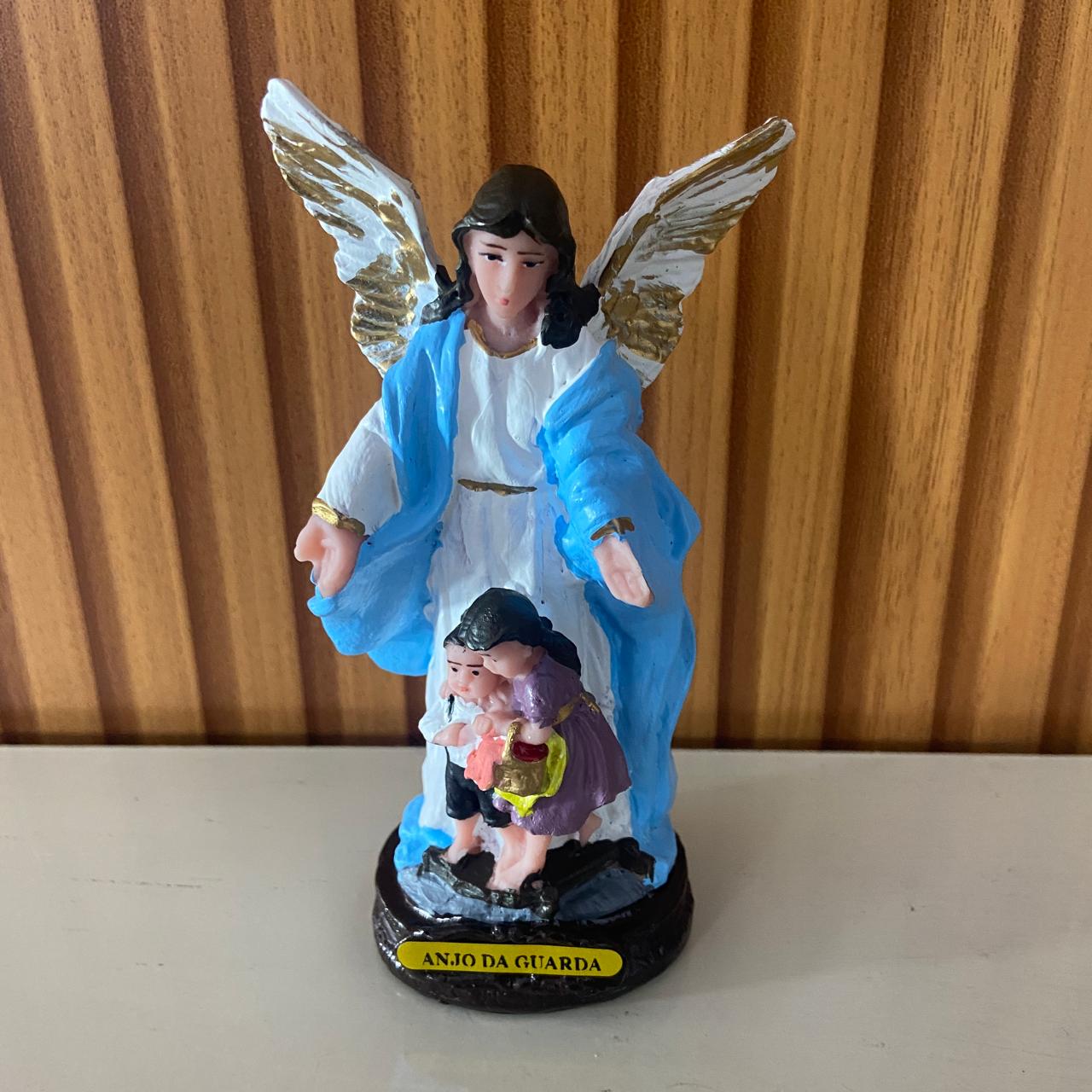 IMAGEM DE RESINA NACIONAL ANJO DA GUARDA AZUL COM CRIANÇA 14CM (1 UNIDADE)