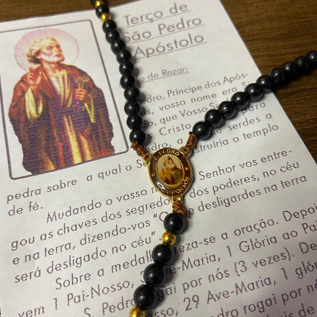 TERÇO PÉROLA PRETA SÃO PEDRO APÓSTOLO 6MM (1 UNIDADE)