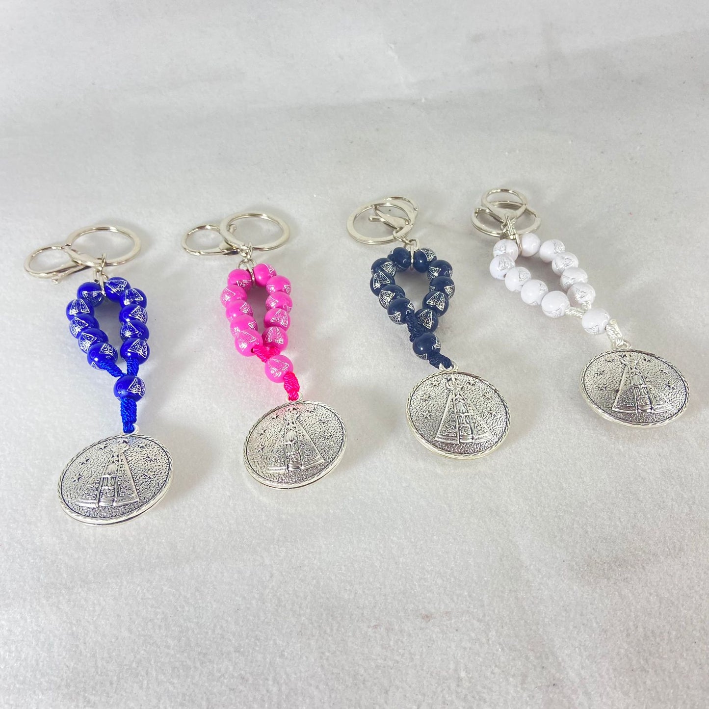 CHAVEIRO DEZENA NOSSA SENHORA APARECIDA CORES SORTIDAS (6 UNIDADES)