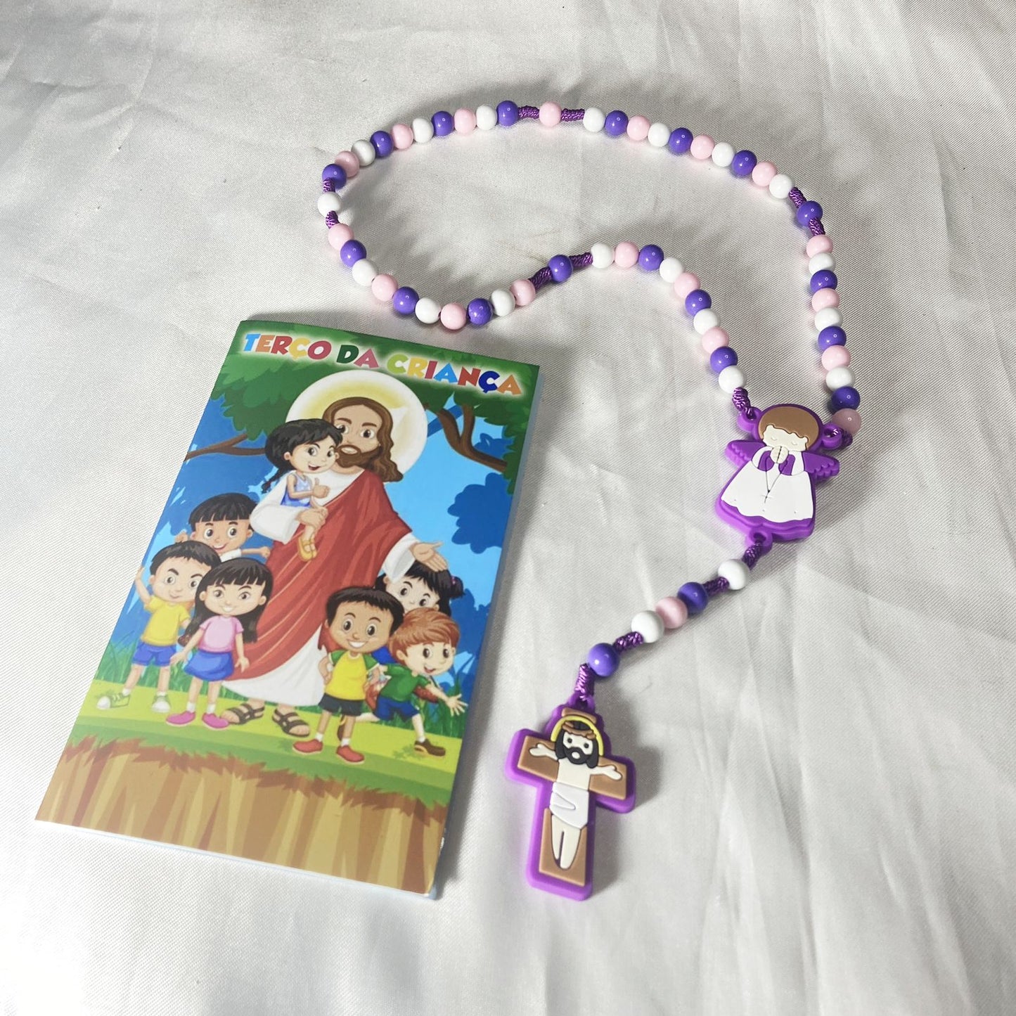 TERÇO DA CRIANÇA ANJO DA GUARDA ROXO CONTA COLORIDA 08MM (1 UNIDADE)