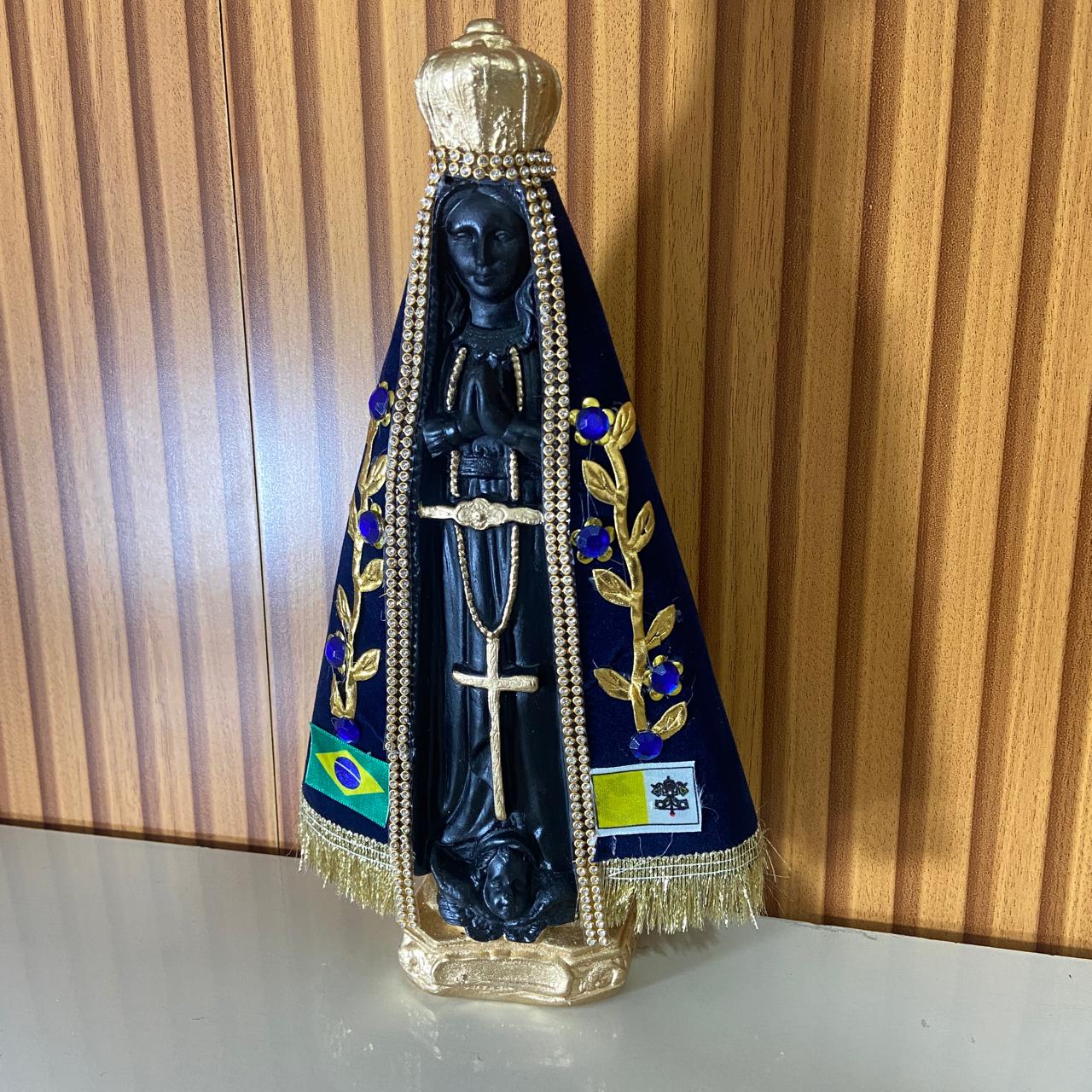 IMAGEM DE GESSO NOSSA SENHORA APARECIDA COM MANTO PEDRARIA 30CM (1 UNIDADE)