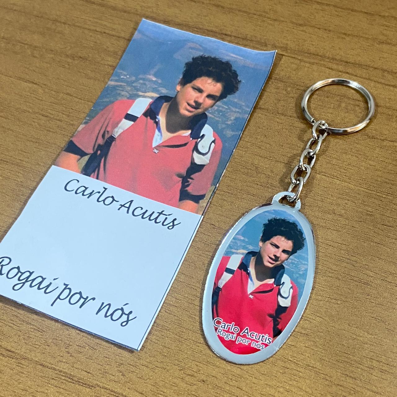 CHAVEIRO METAL OVAL RESINADO CARLO ACUTIS (6 UNIDADES)