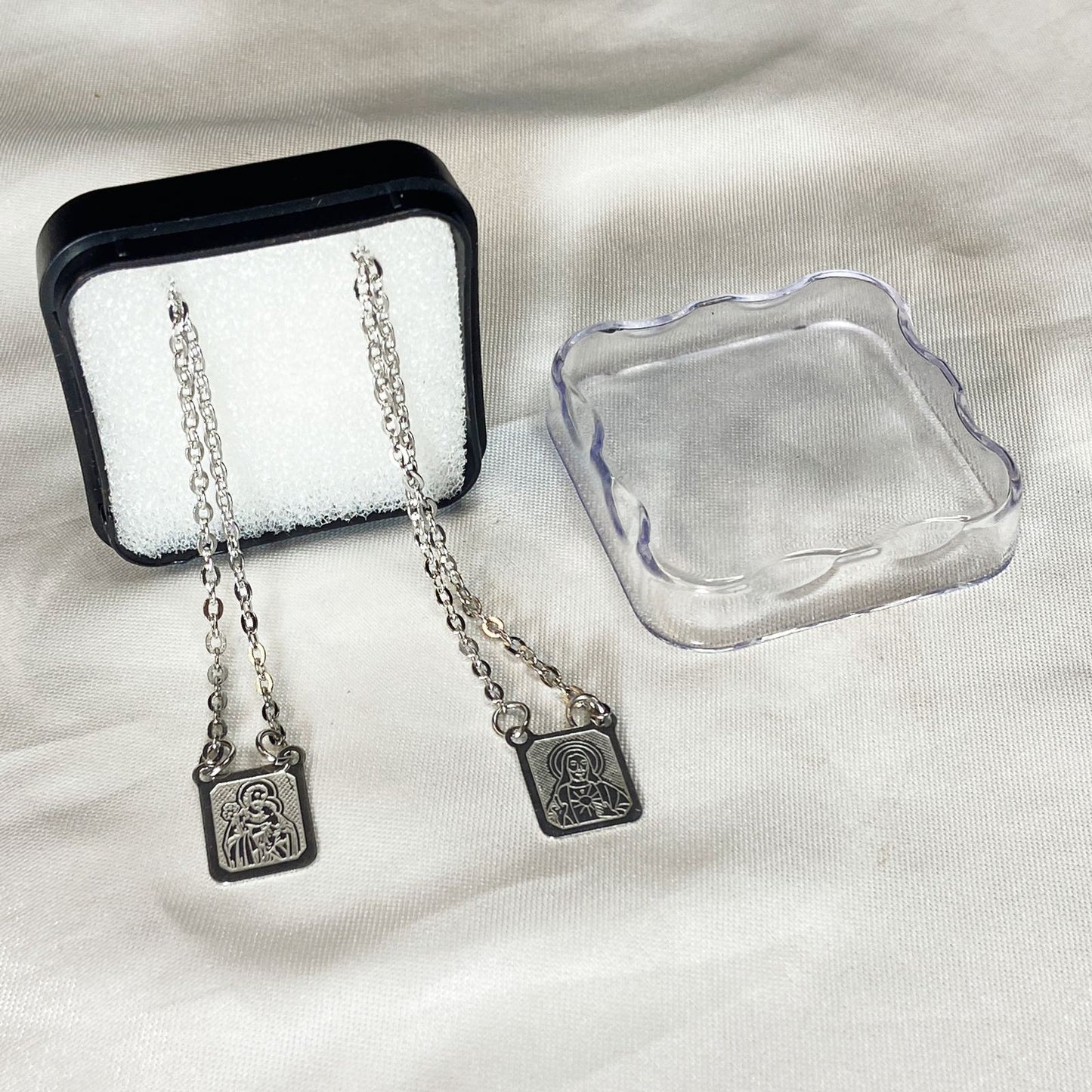 ESCAPULÁRIO INOX LASER SAGRADO CORAÇÃO DE JESUS E SÃO JOSÉ (6 UNIDADES)