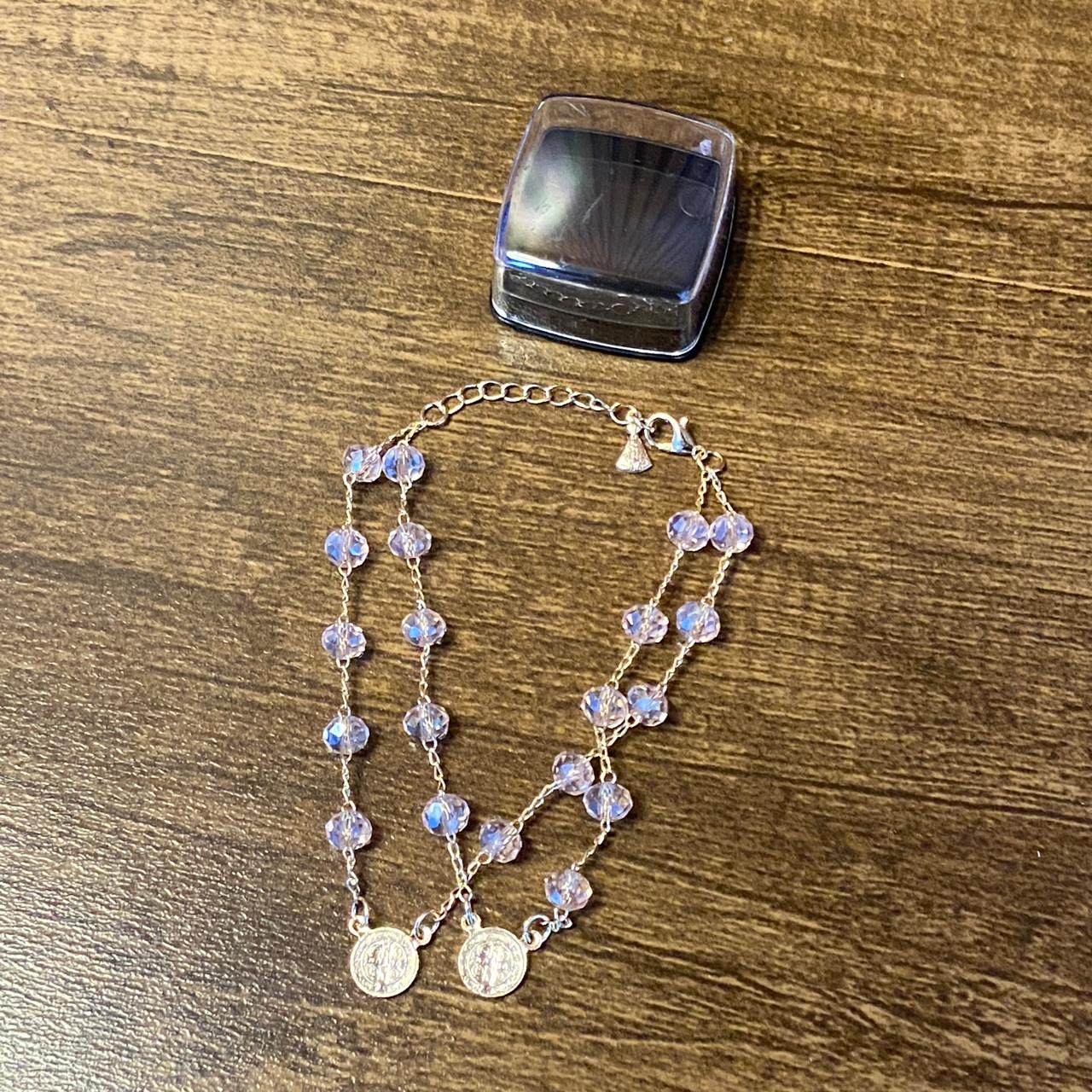 PULSEIRA ESCAPULÁRIO CRISTAL ROSA TRANSPARENTE MEDALHA SÃO BENTO (3 UNIDADES)