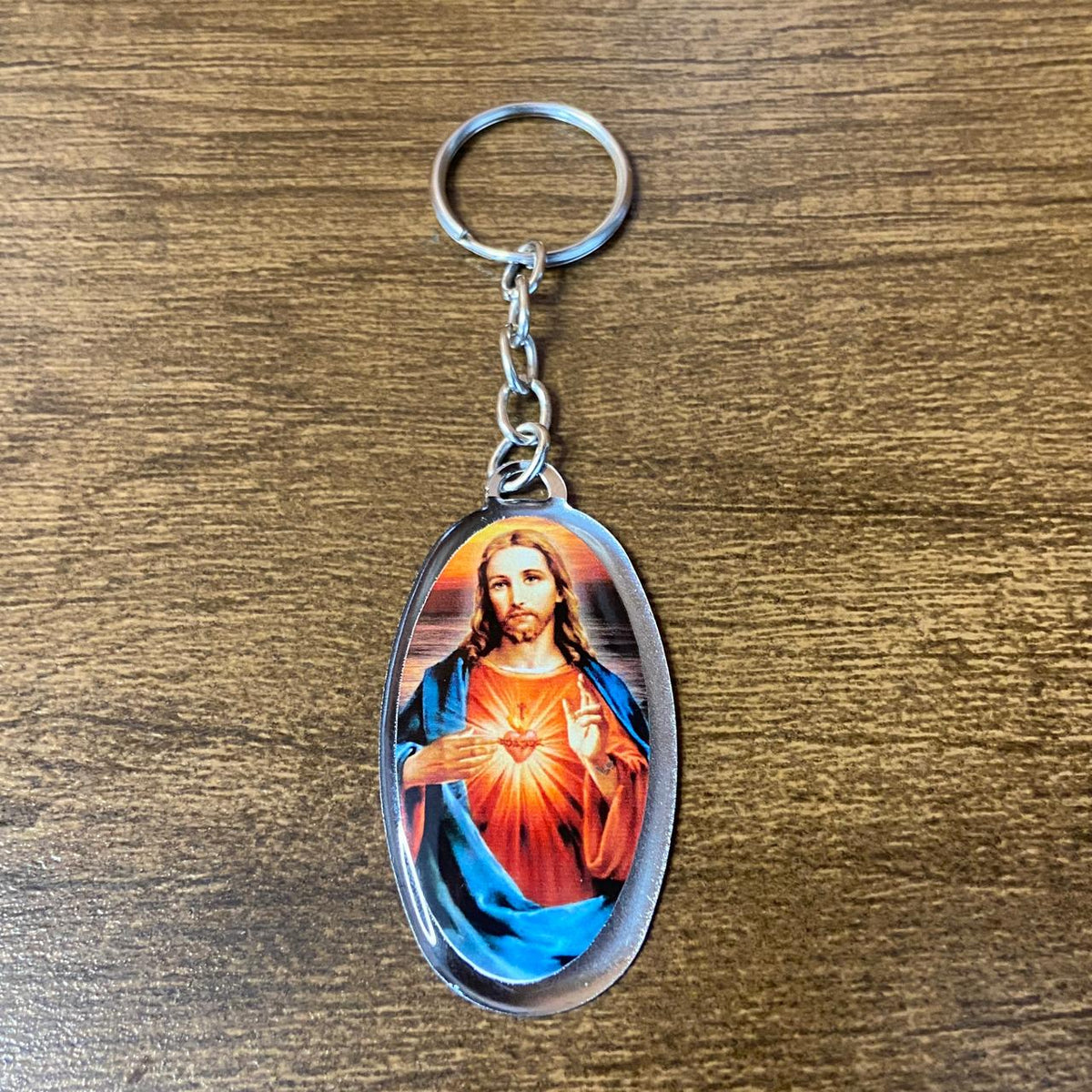 CHAVEIRO METAL OVAL RESINADO SAGRADO CORAÇÃO DE JESUS (6 UNIDADES)