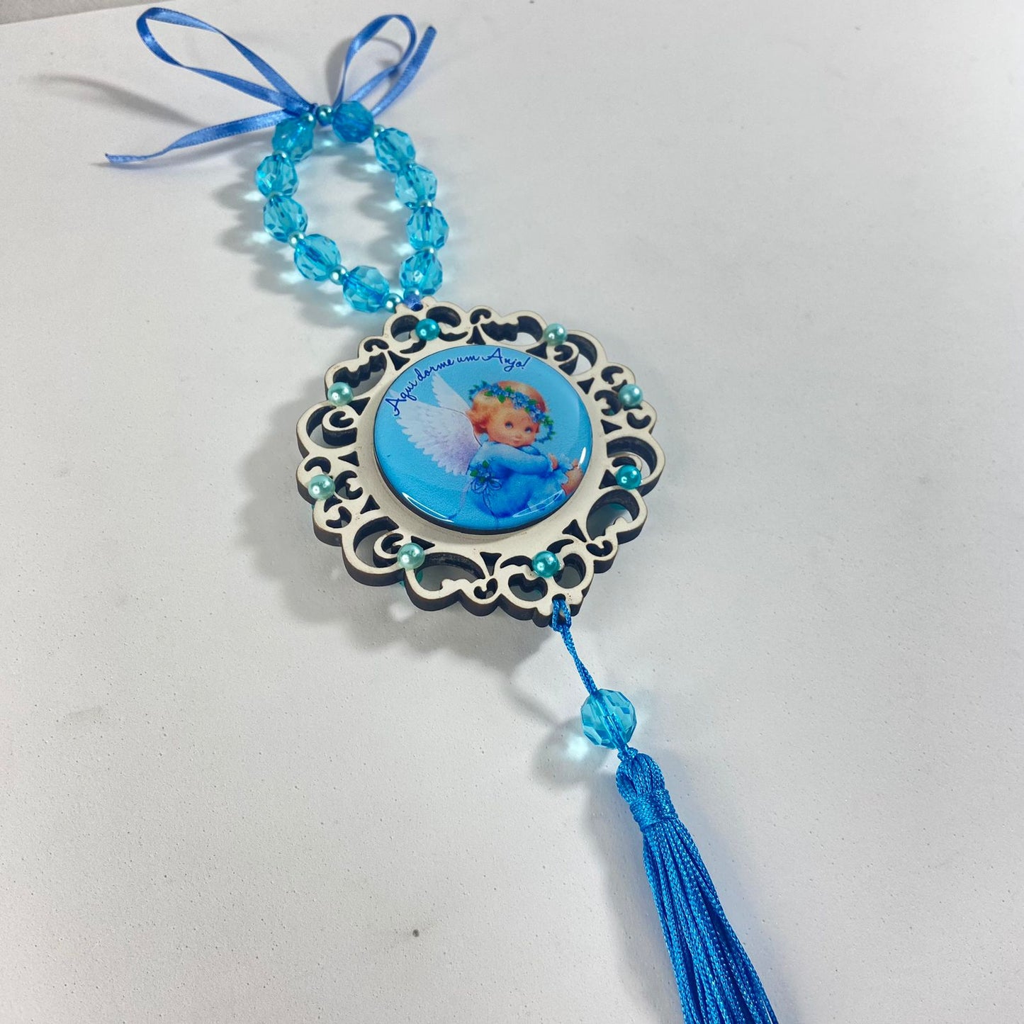 MEDALHÃO DE PORTA RESINADO PEQUENO ANJO AZUL (1 UNIDADE)
