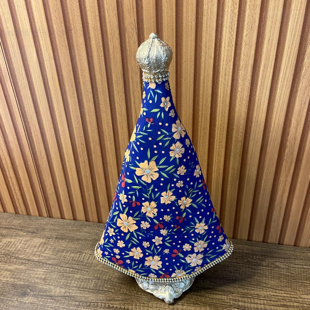 IMAGEM DE GESSO NOSSA SENHORA APARECIDA MANTO TECIDO AZUL ESCURO 34CM (1 UNIDADE)