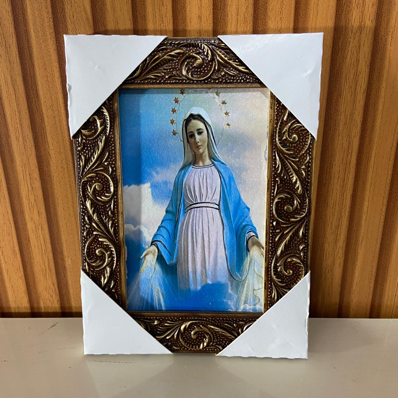 QUADRO COM MOLDURA RESINADO RAINHA DA PAZ 20,5X15,5 (1 UNIDADE)