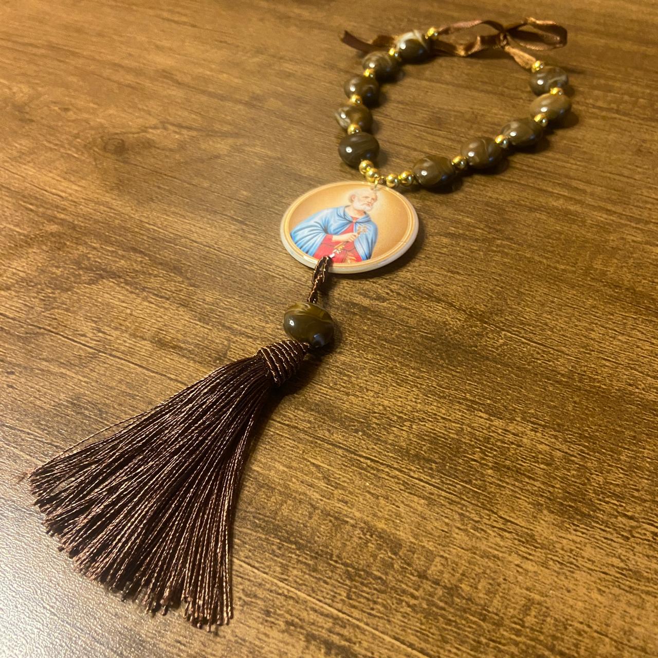 DEZENA PEDRARIAS MEDALHÃO DE RESINADO SÃO PEDRO 17MM (1 UNIDADE)