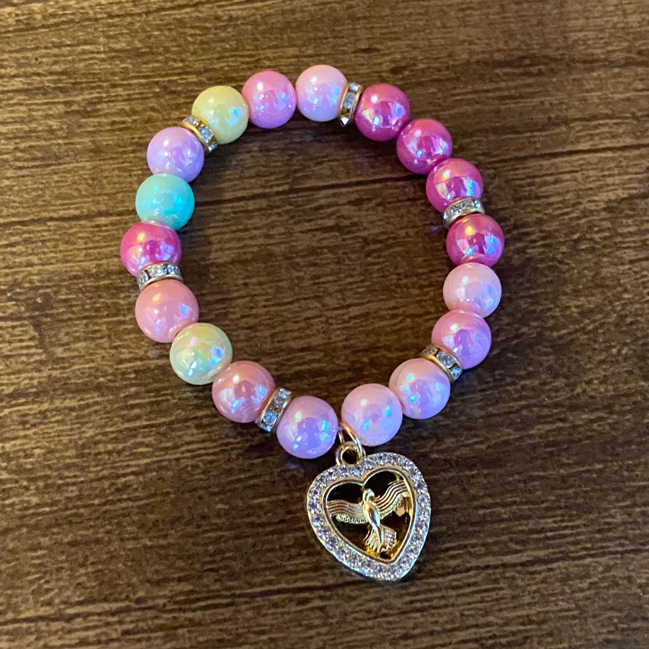 PULSEIRA PÉROLA INFANTIL COM PINGENTE DIVINO ESPÍRITO SANTO (03 UNIDADES)