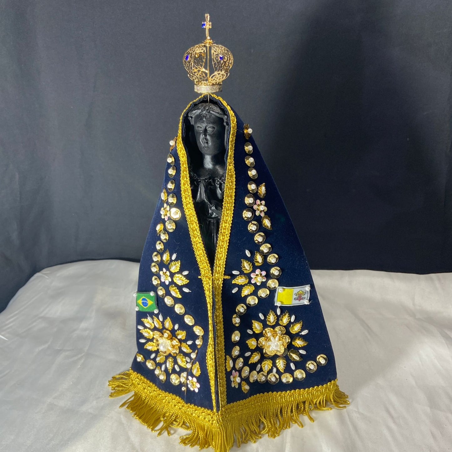 IMAGEM DE GESSO RÉPLICA NOSSA SENHORA APARECIDA COM MANTO E COROA 30CM (1 UNIDADE)