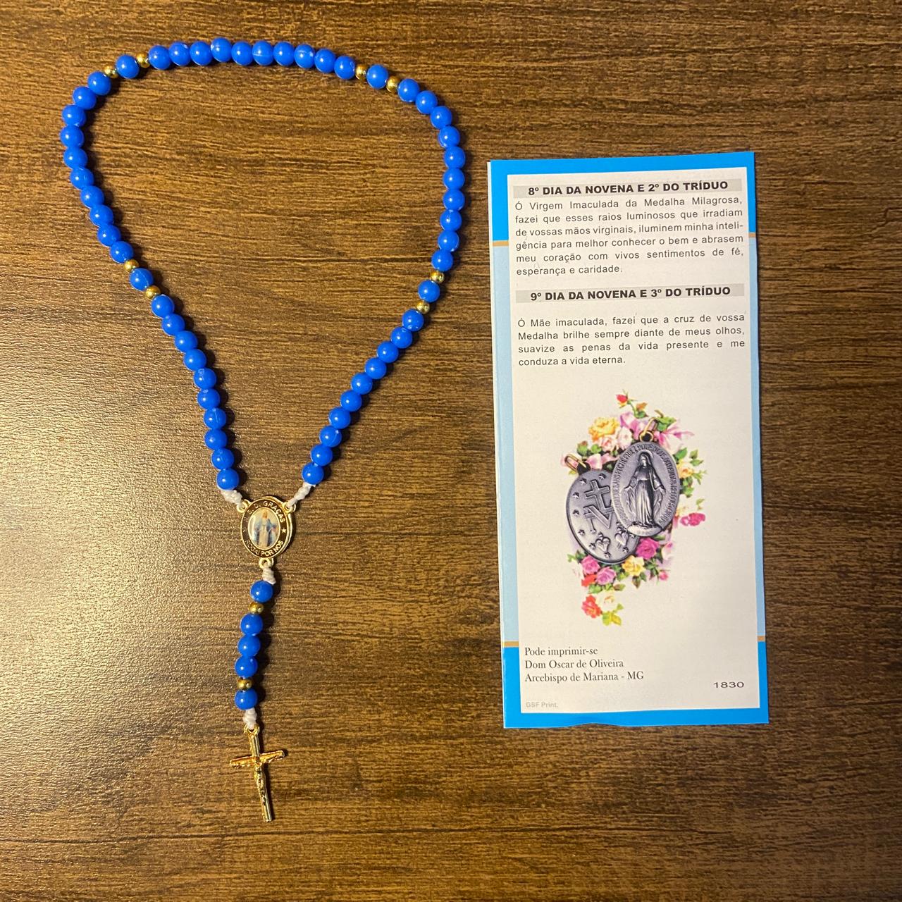 TERÇO PÉROLA AZUL NOSSA SENHORA DAS GRAÇAS 6MM (1 UNIDADE)