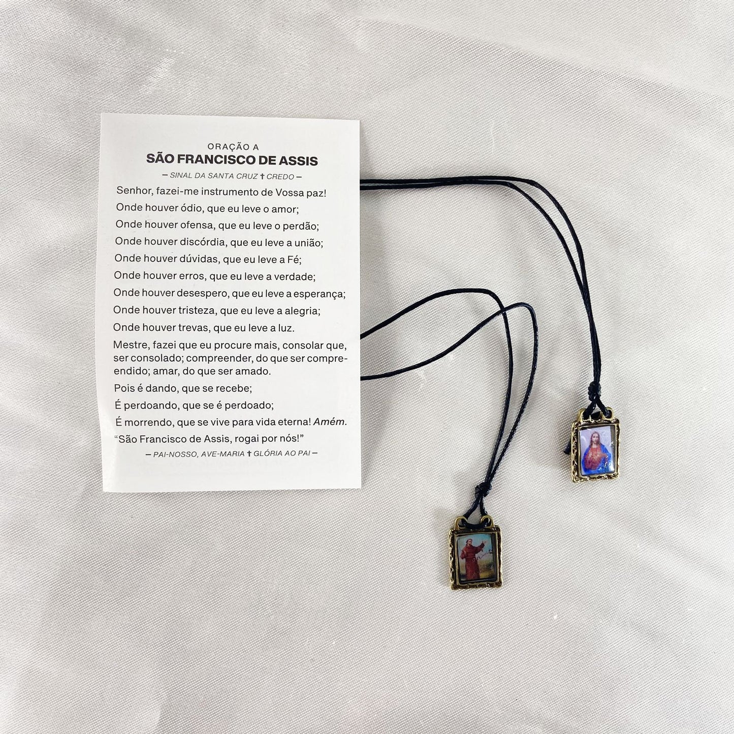 ESCAPULÁRIO DE COURO SÃO FRANCISCO DE ASSIS (12 UNIDADES)
