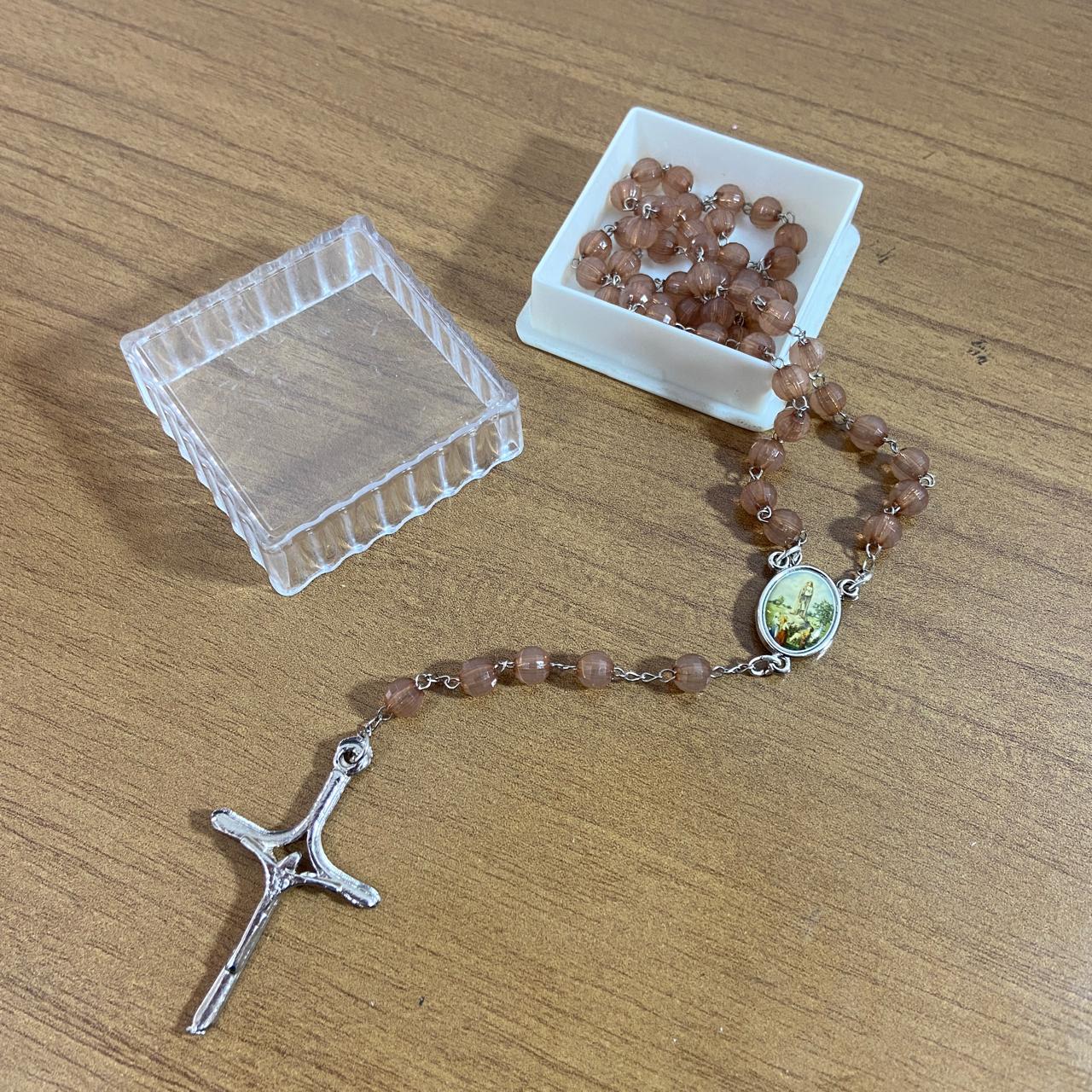 TERÇO CRISTAL NOSSA SENHORA DE FÁTIMA 06CM (1 UNIDADE)