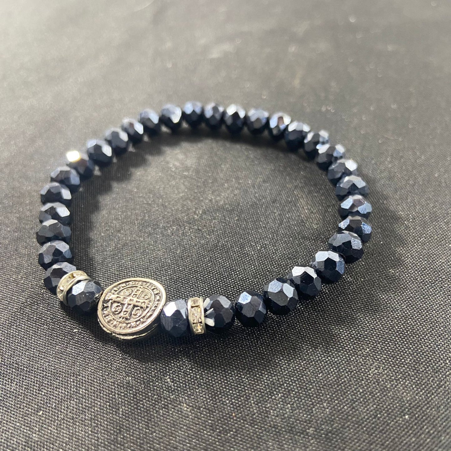 PULSEIRA CRISTAL MEDALHA SÃO BENTO GRAFITE (06 UNIDADES)