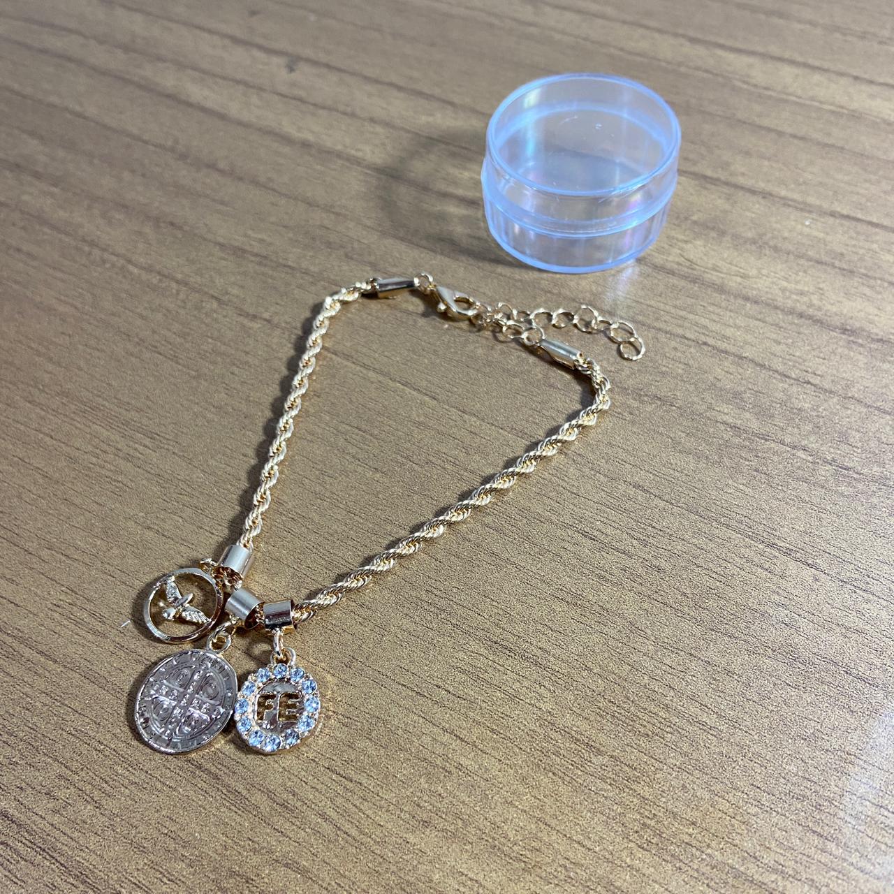 PULSEIRA DOURADA MEDALHA SAO BENTO E FÉ (6 UNIDADES)