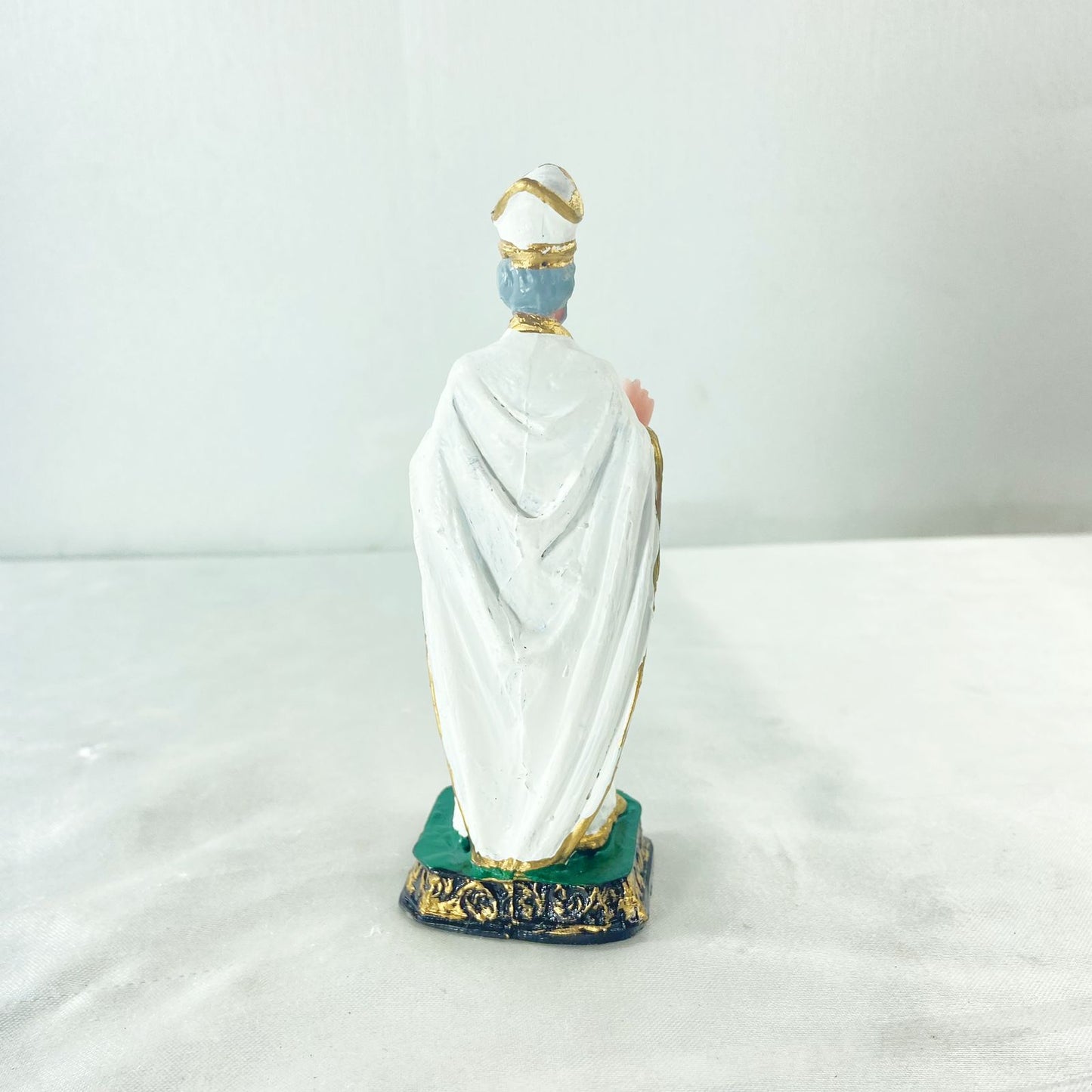 IMAGEM DE RESINA NACIONAL SANTO AGOSTINHO 13CM MOD2 (1 UNIDADE)