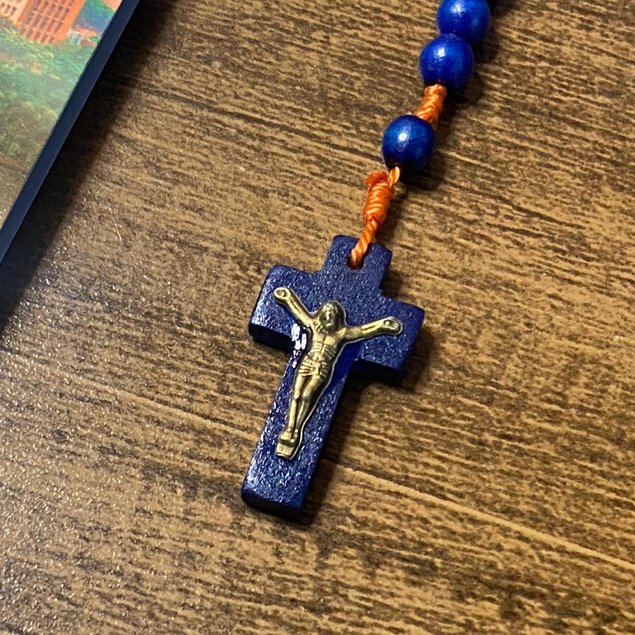 TERÇO DE MADEIRA AZUL NOSSA SENHORA APARECIDA 06MM (3 UNIDADES)
