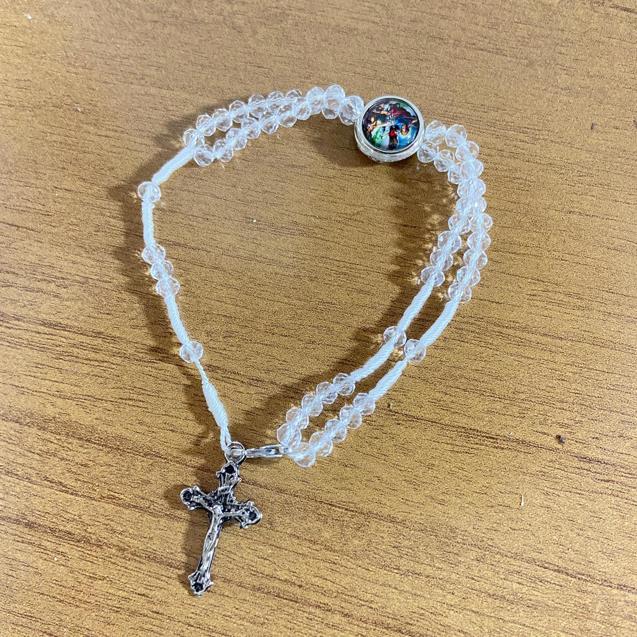 TERÇO PULSEIRA CRISTAL TRANSPARENTE COM MEDALHA RESINADA SÃO MIGUEL ARCANJO (3 UNIDADES)