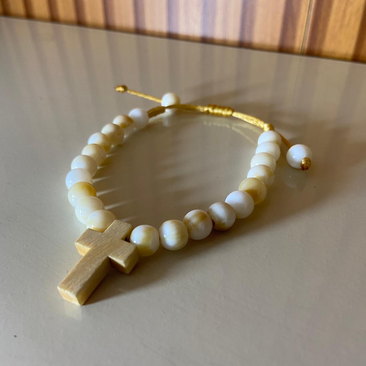 PULSEIRA REGULAVEL MADREPÉROLA CRUZ ( 4 UNIDADES )