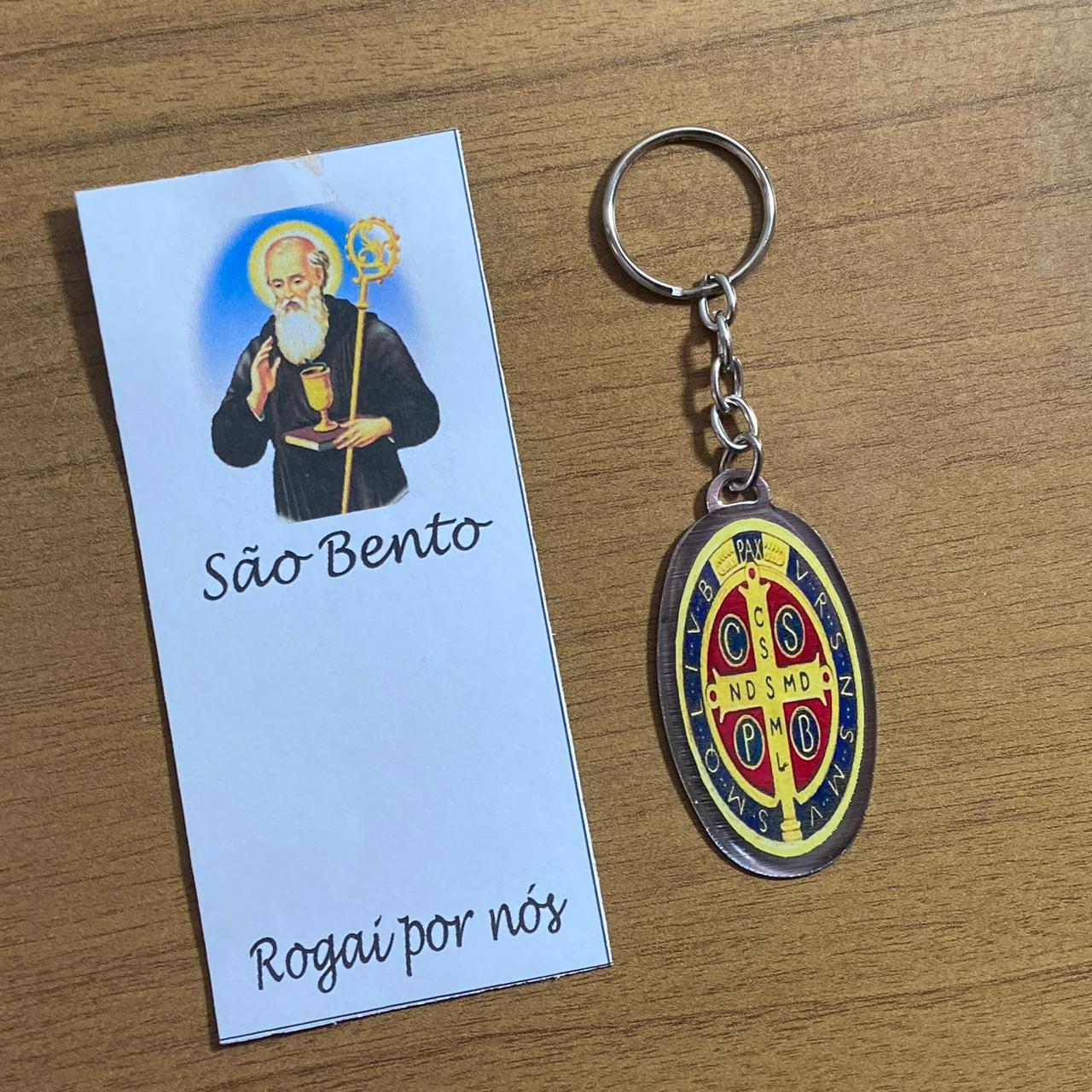 CHAVEIRO METAL OVAL RESINADO MEDALHA SÃO BENTO (6 UNIDADES)
