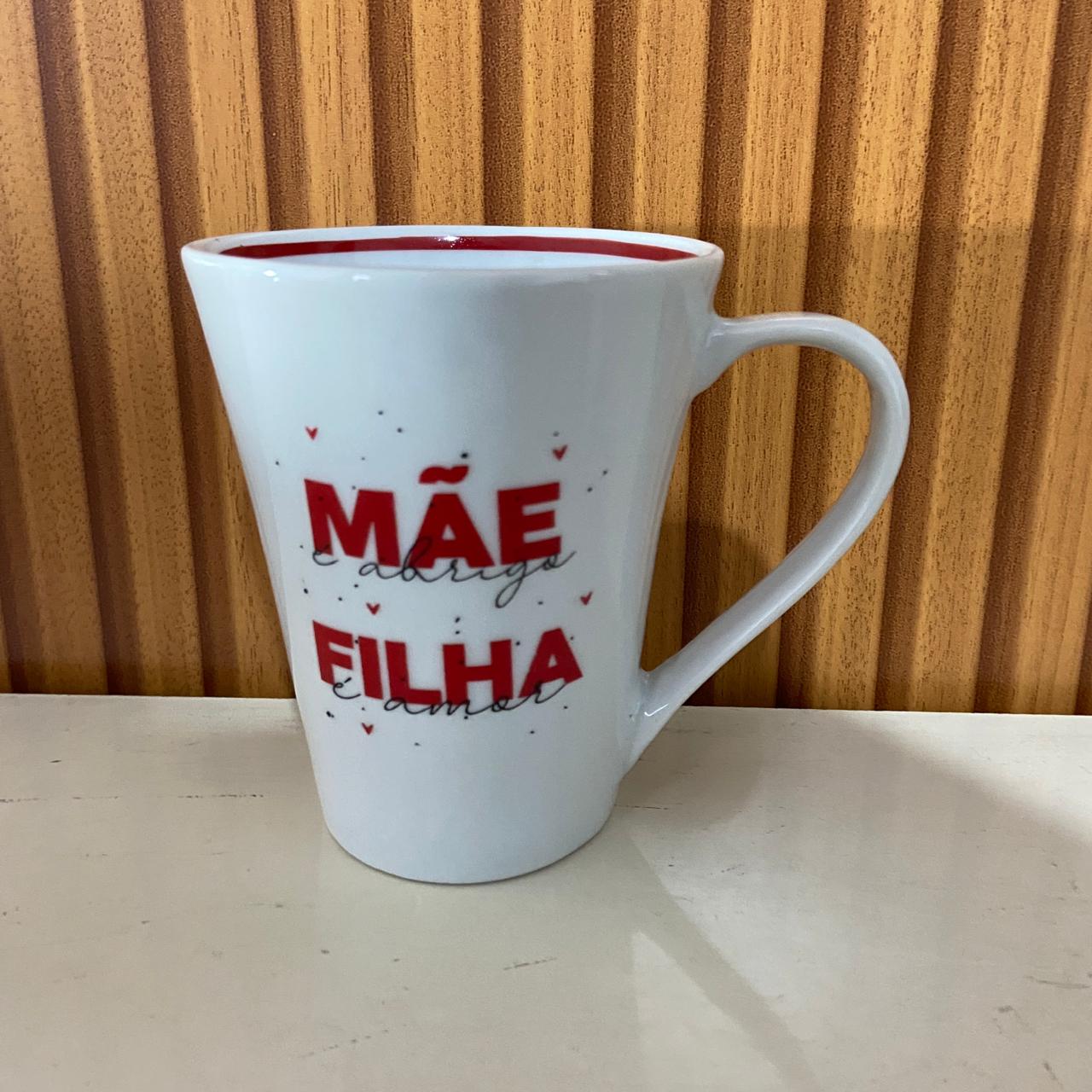 CANECA BRANCA DE PORCELANA MÃE É ALEGRIA FILHA É AMOR (1 UNIDADE)