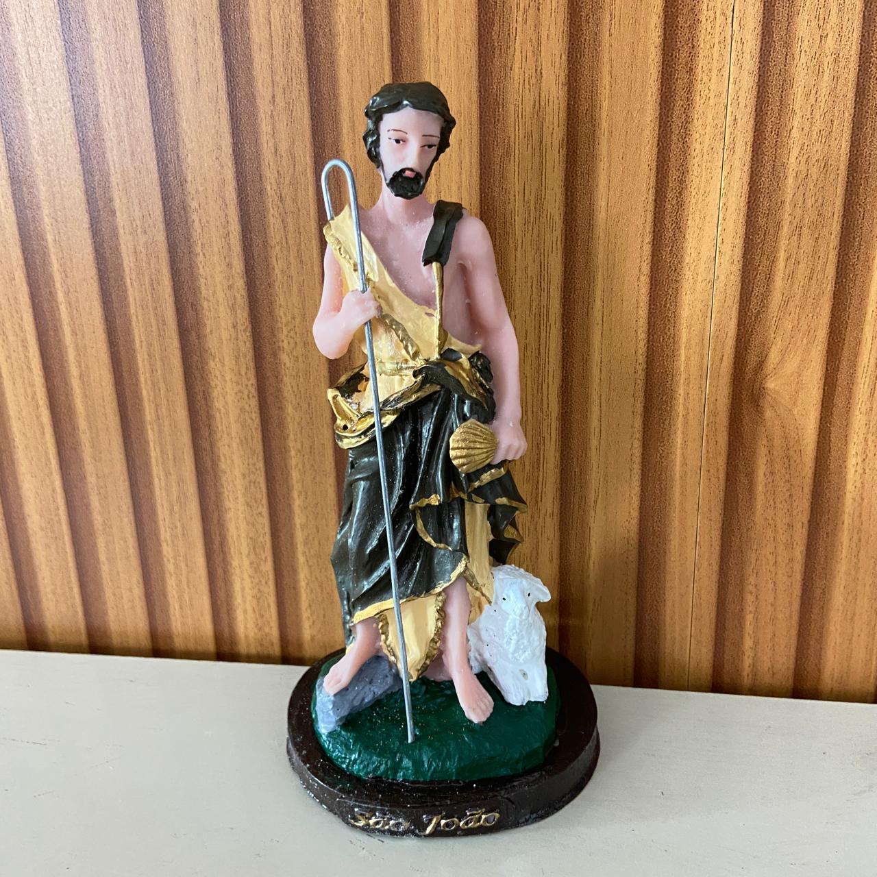 IMAGEM DE RESINA NACIONAL SÃO JOÃO BATISTA 18CM (1 UNIDADE)