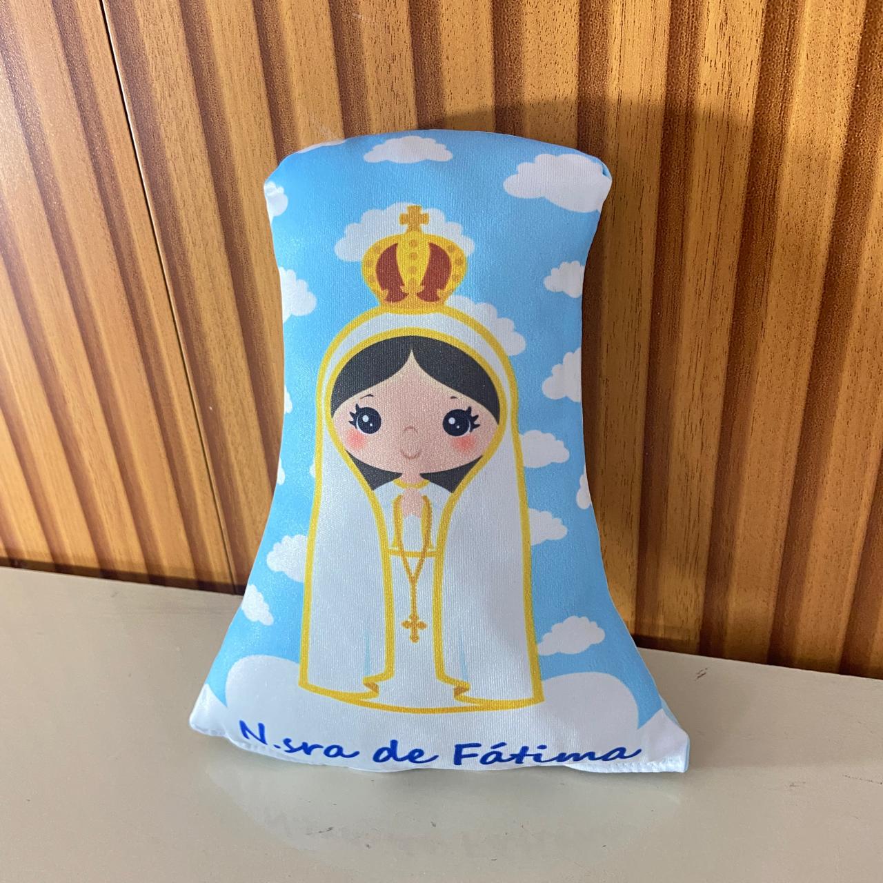 ALMOFADA PEQUENA NOSSA SENHORA DE FÁTIMA (1 UNIDADE)