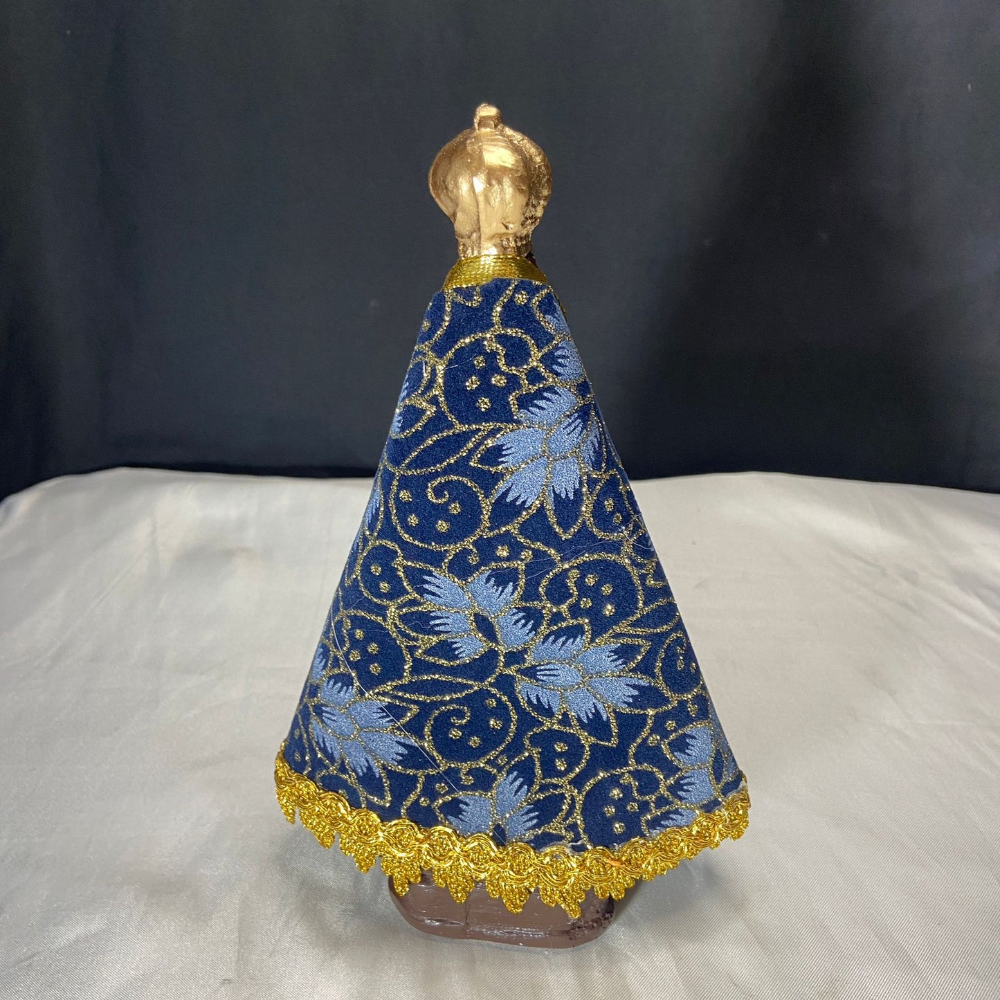 IMAGEM DE GESSO NOSSA SENHORA APARECIDA COM MANTO 22CM (1 UNIDADE)