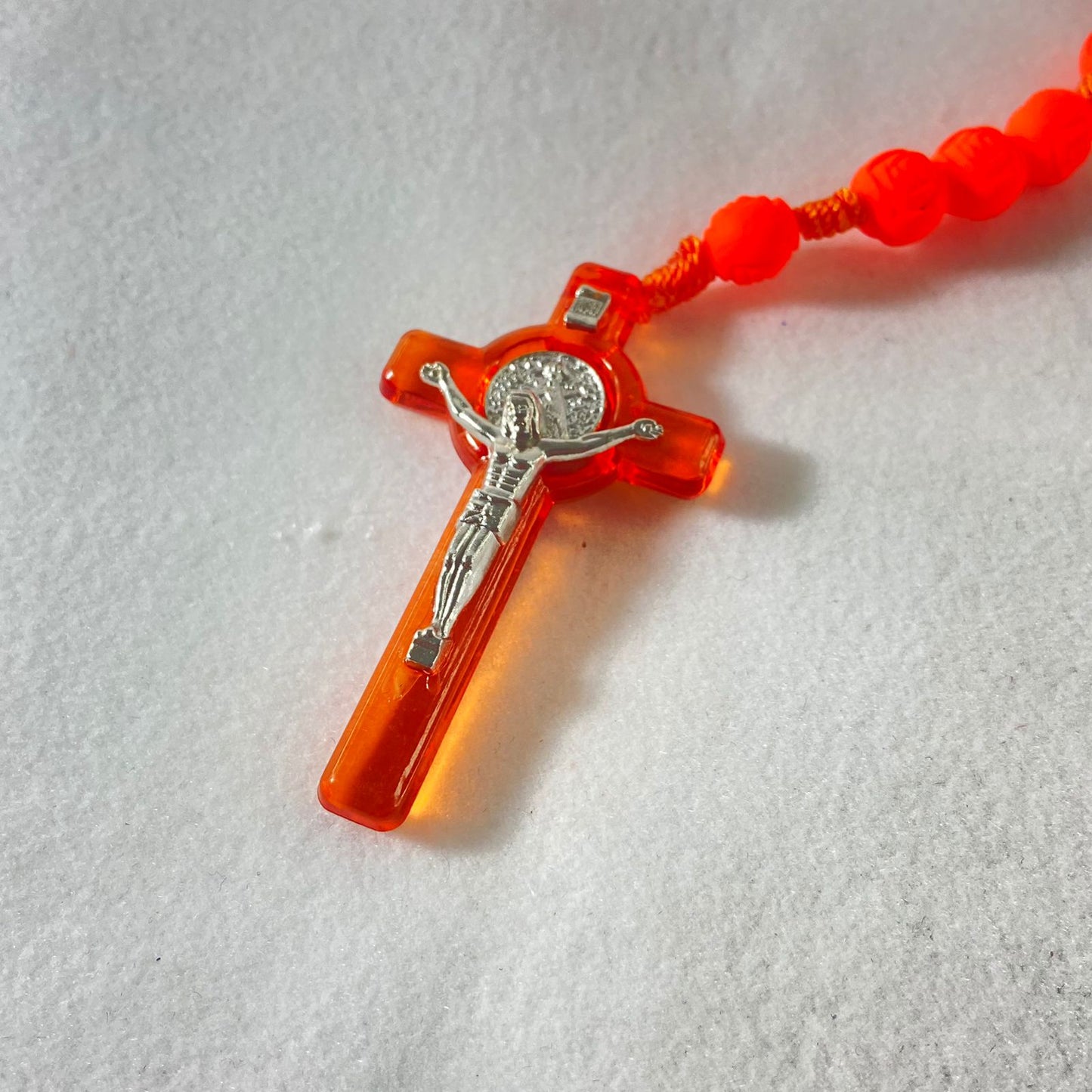 TERÇO CONTA DE ROSAS LARANJA 8MM (6 UNIDADES)