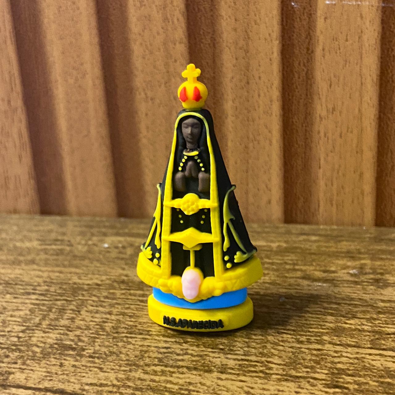 IMAGEM DE BORRACHA NOSSA SENHORA APARECIDA 05CM (3 UNIDADES)