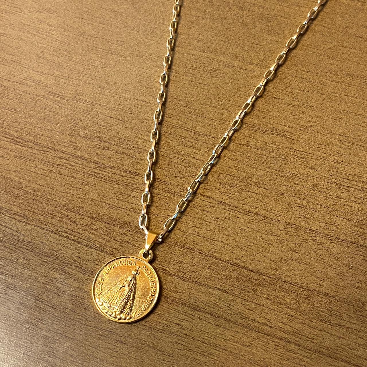 CORRENTE DOURADA NOSSA SENHORA APARECIDA E BASÍLICA MOD2 ( 1 UNIDADE)