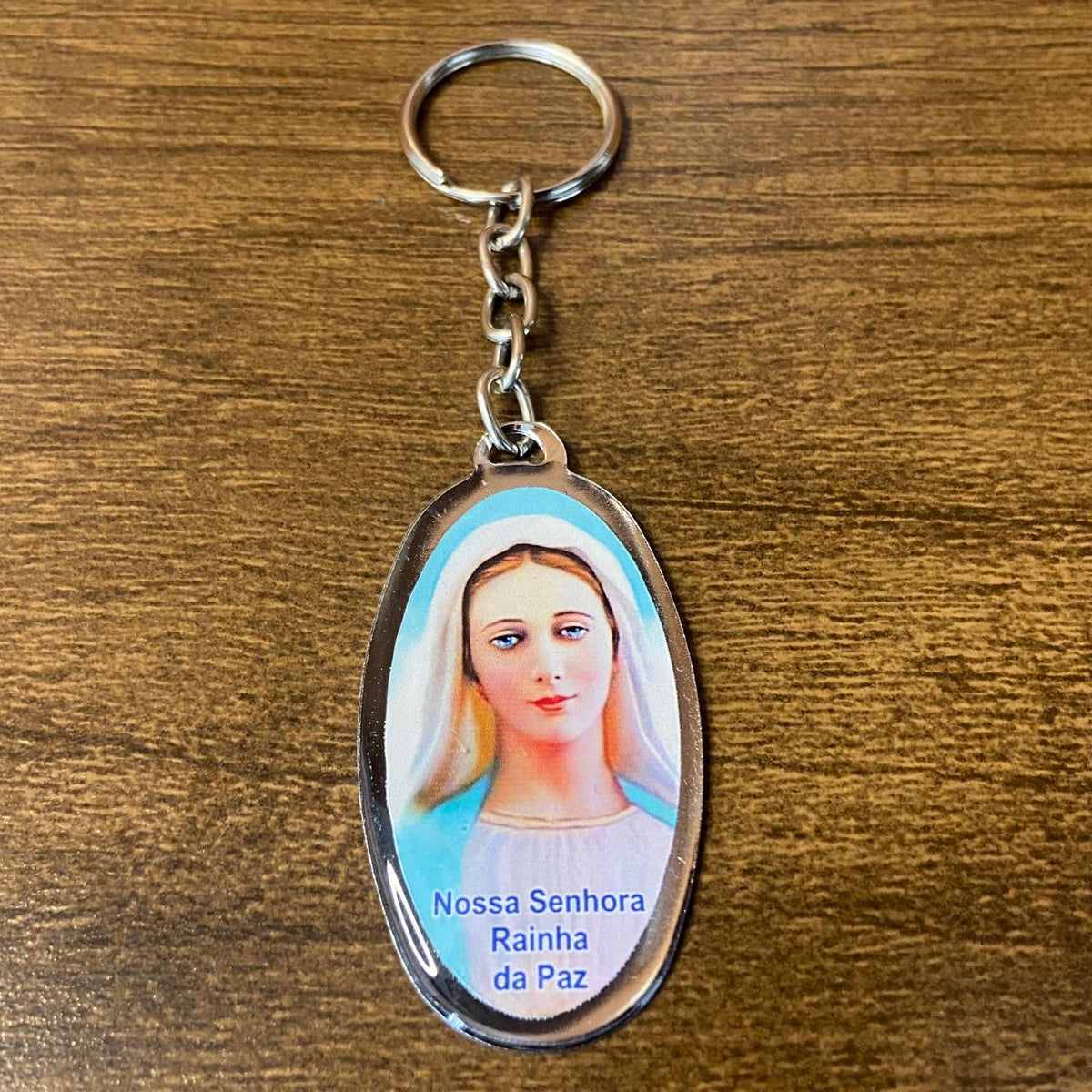 CHAVEIRO METAL OVAL RESINADO RAINHA DA PAZ (6 UNIDADES)