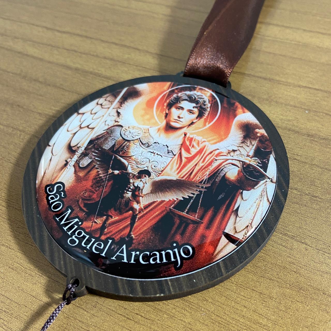 ADORNO ÚNICO REDONDO SÃO MIGUEL ARCANJO (1 UNIDADE)