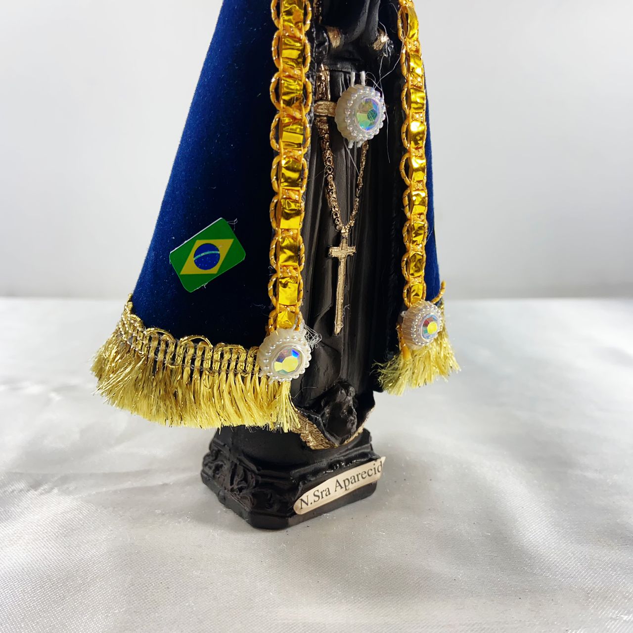 IMAGEM DE GESSO NOSSA SENHORA APARECIDA COM MANTO MOD 3 17CM (1 UNIDADE)