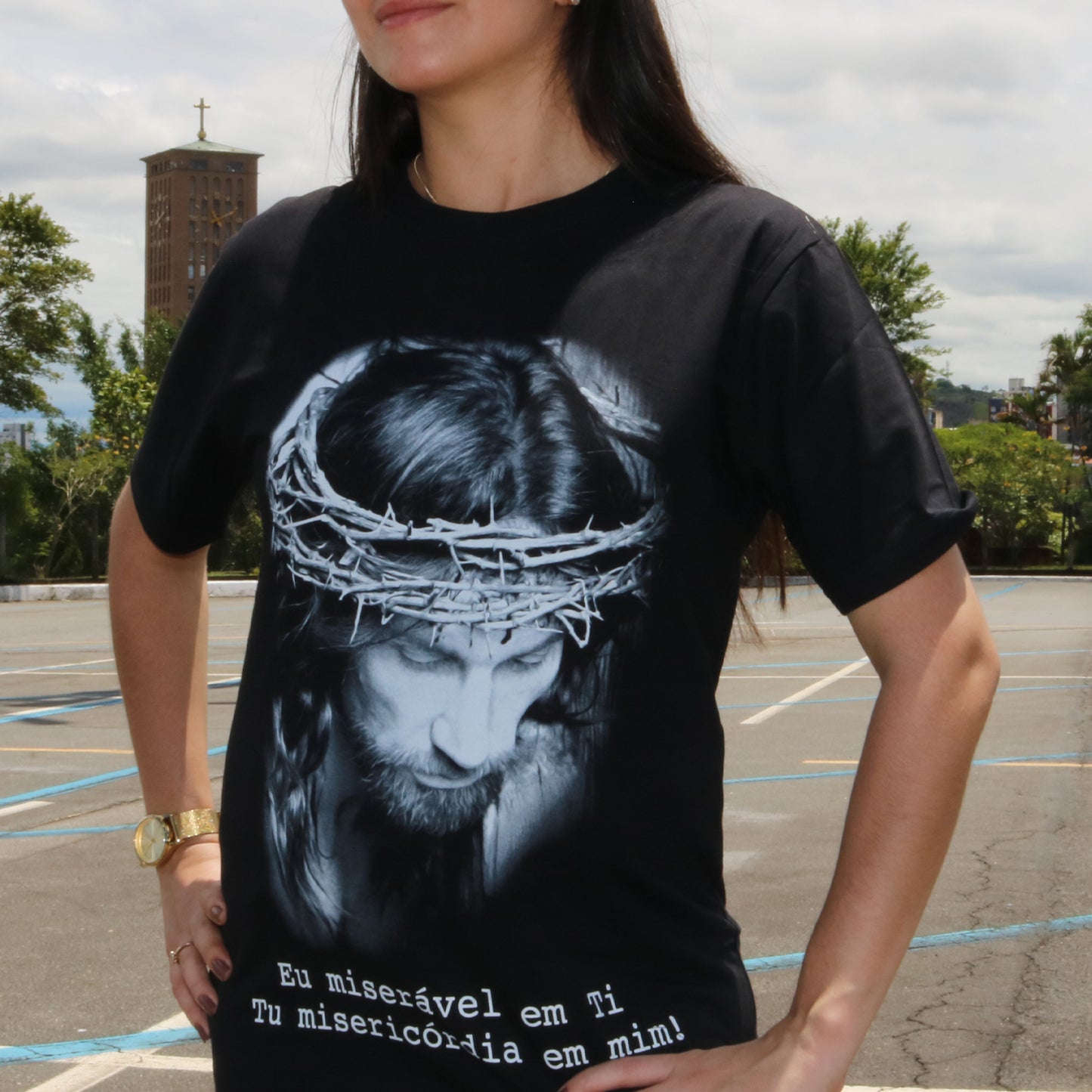 CAMISETA PRETA FACE DE CRISTO TAMANHO G (1 UNIDADE)