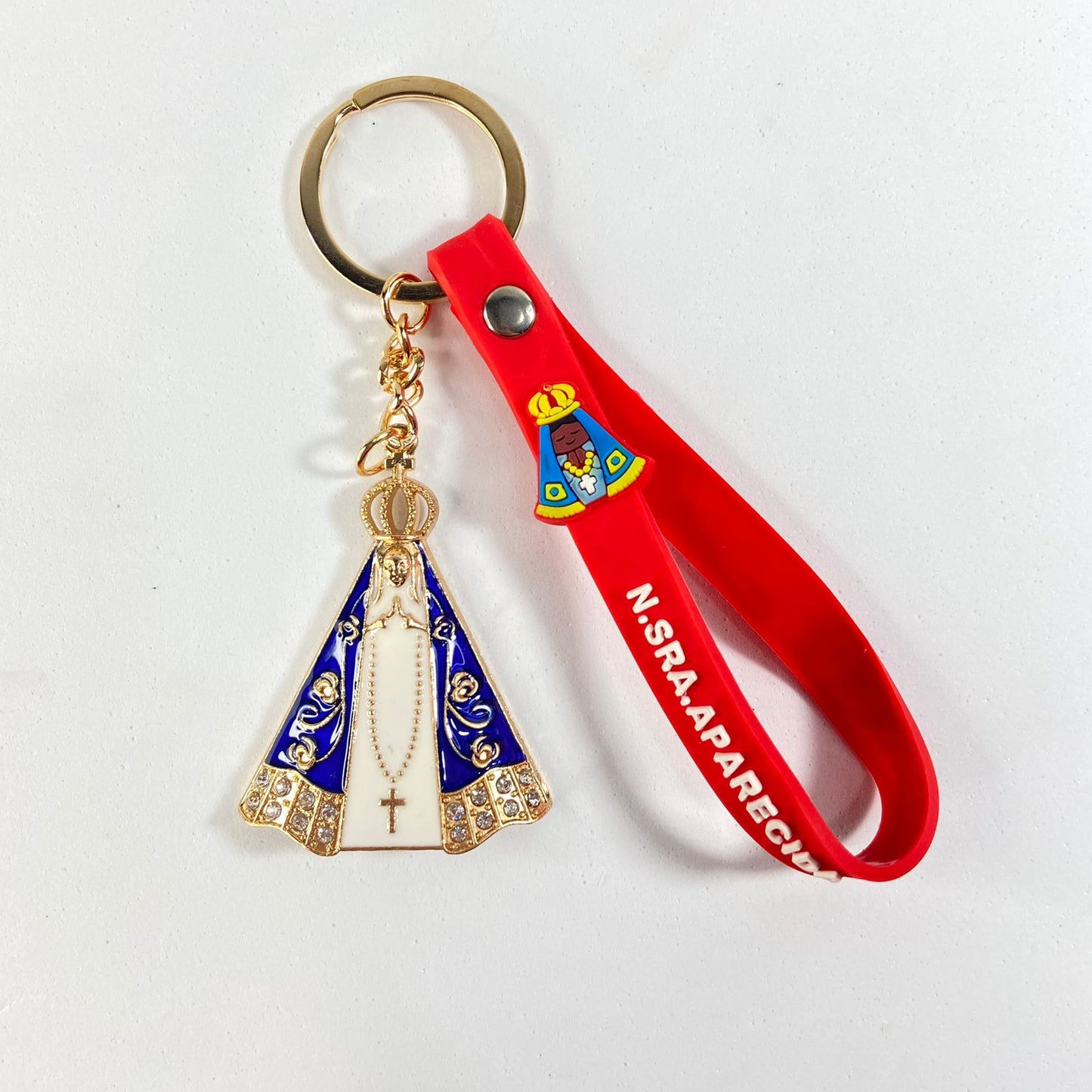CHAVEIRO NOSSA SENHORA APARECIDA COM FITA SILICONE VERMELHO (3 UNIDADES)