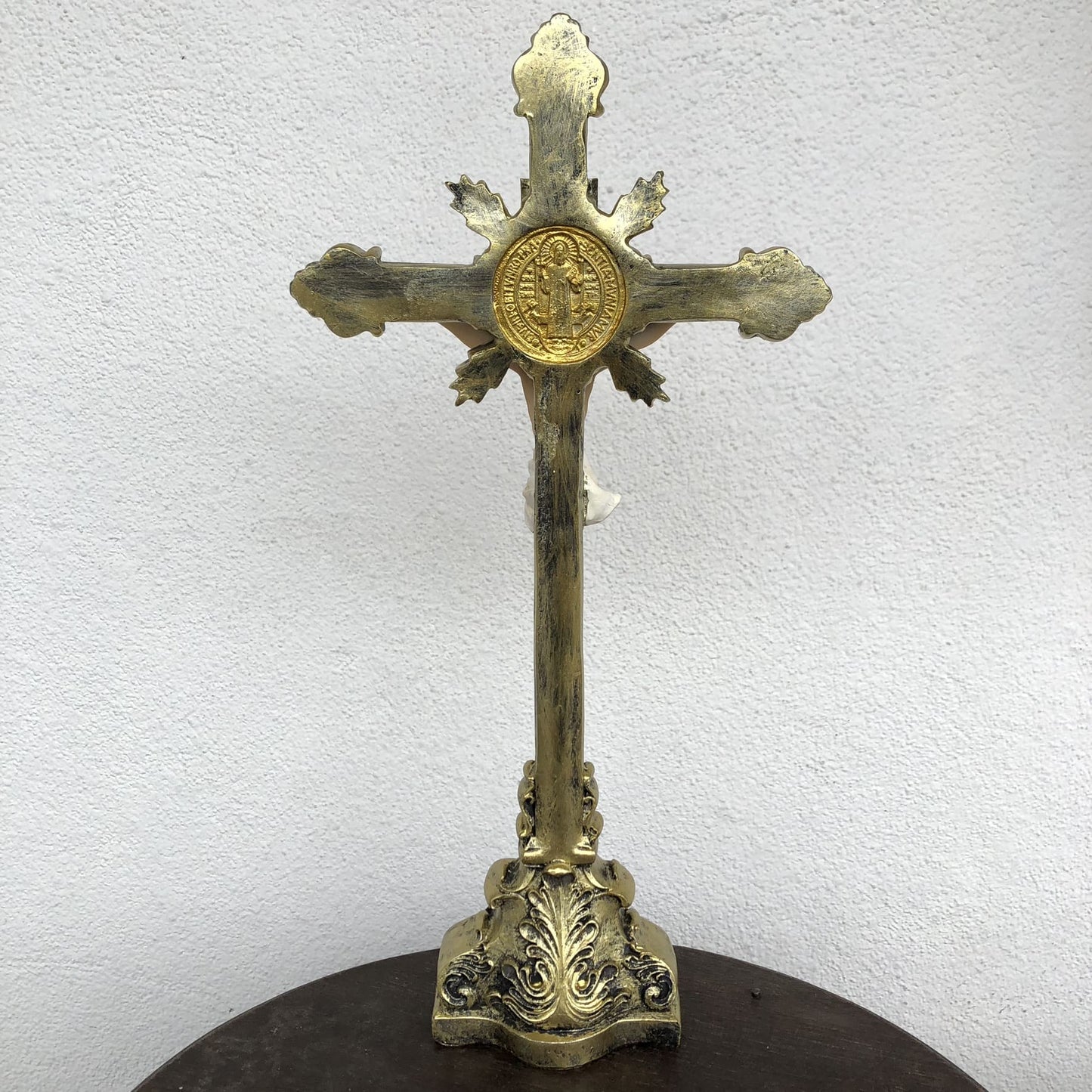 CRUCIFIXO RESINA IMPORTADA DE MESA 30CM (1 UNIDADE)