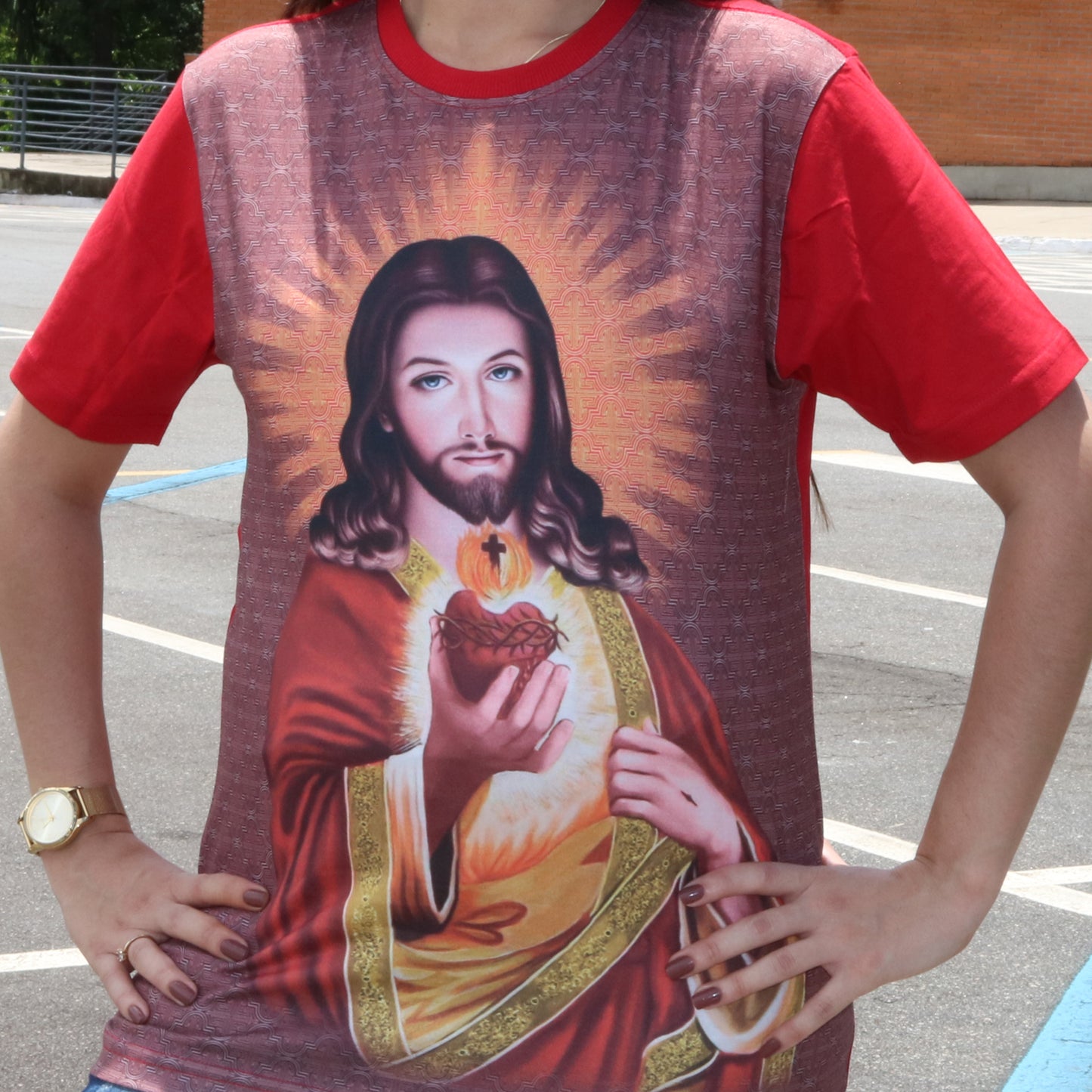 CAMISETA VERMELHA SAGRADO CORAÇÃO DE JESUS TAMANHO G (1 UNIDADE)