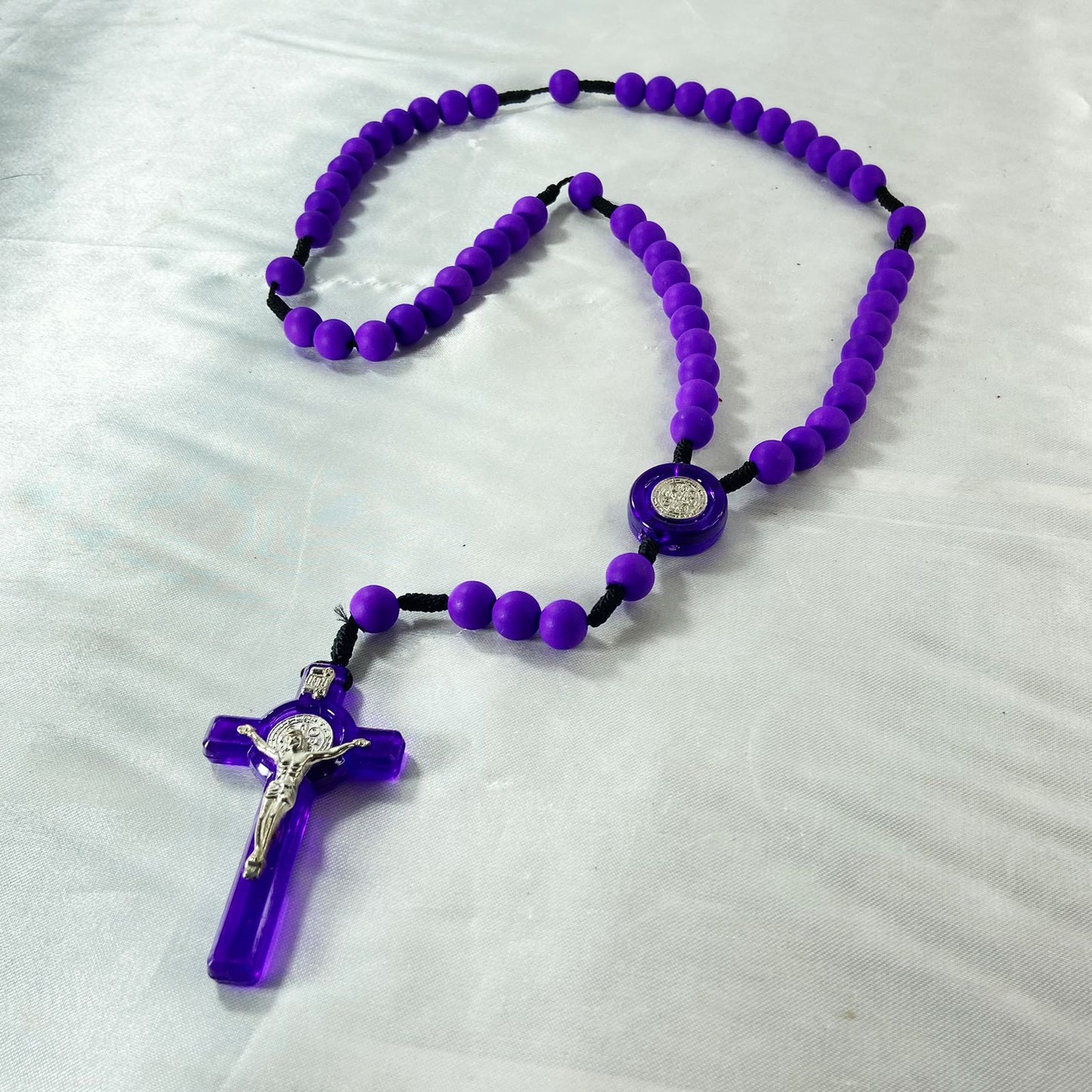 TERÇO MEDALHA DE SÃO BENTO ROXO 8MM (6 UNIDADES)