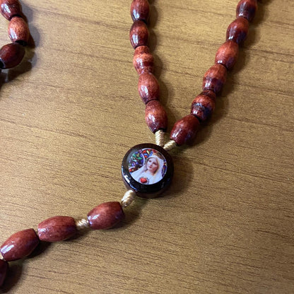 TERÇO DE MADEIRA NOSSA SENHORA DE FÁTIMA MOD4 8MM (3 UNIDADES)