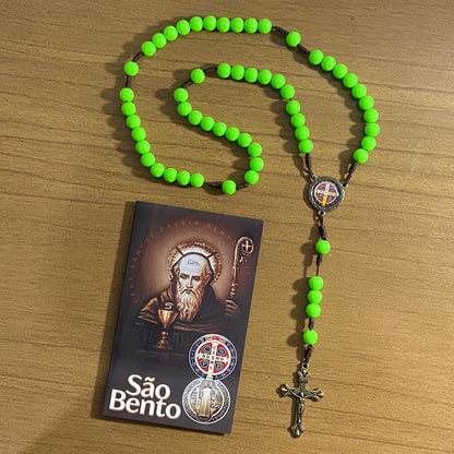 TERÇO PÉROLA VERDE CAMPISTA MEDALHA SÃO BENTO 10MM (1 UNIDADE)