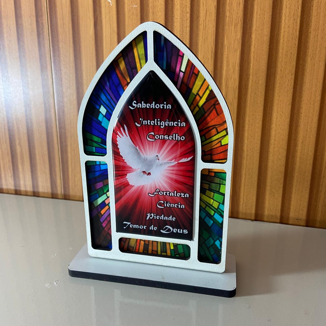 CAPELA MDF VITRAL DIVINO ESPÍRITO SANTO 18CM (1 UNIDADE)