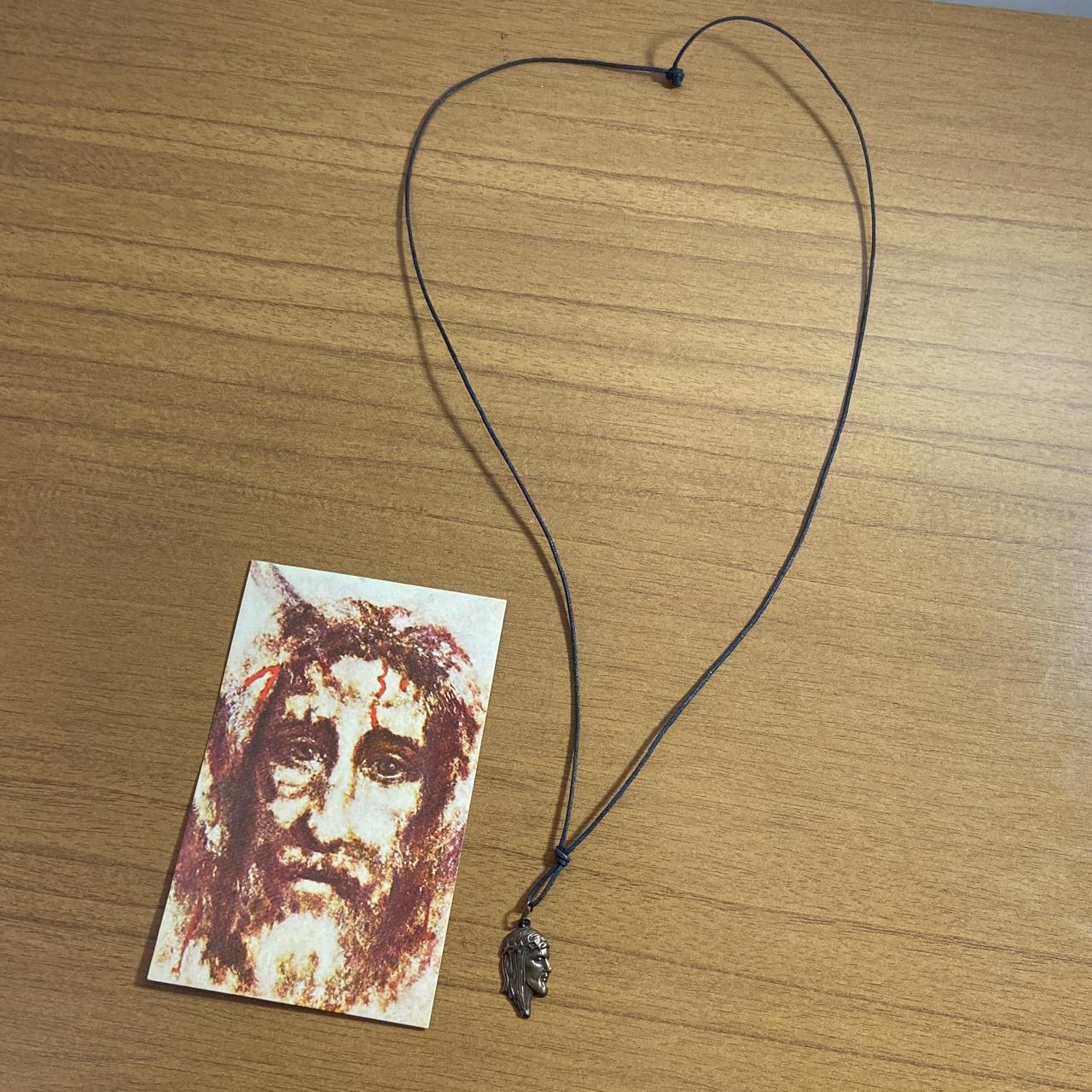 CORDÃO COM MEDALHA OURO VELHO FACE DE CRISTO (1 UNIDADES)
