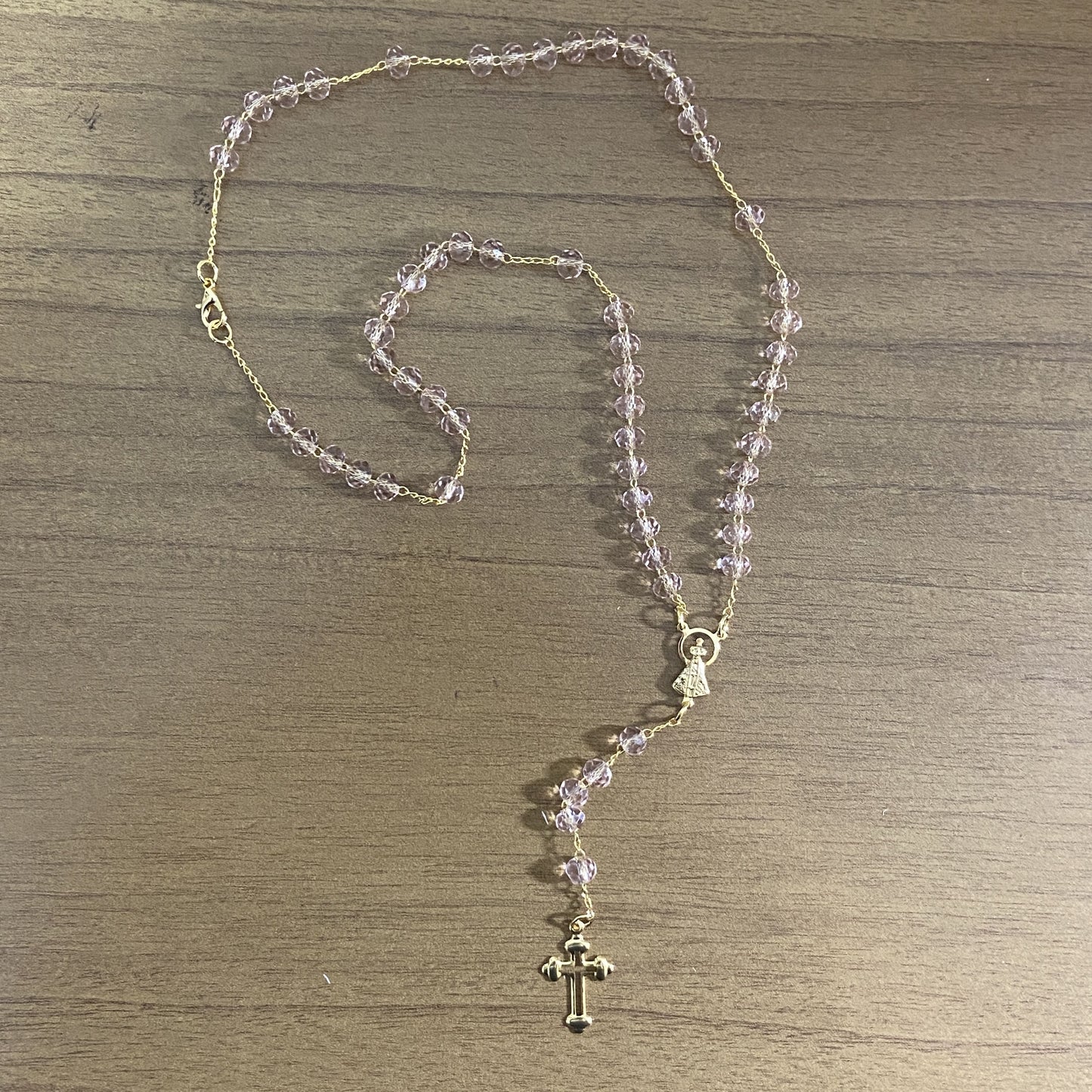 CORRENTE TERÇO CRISTAL NOSSA SENHORA APARECIDA ROSA TRANSPARENTE 04MM  (1 UNIDADE)